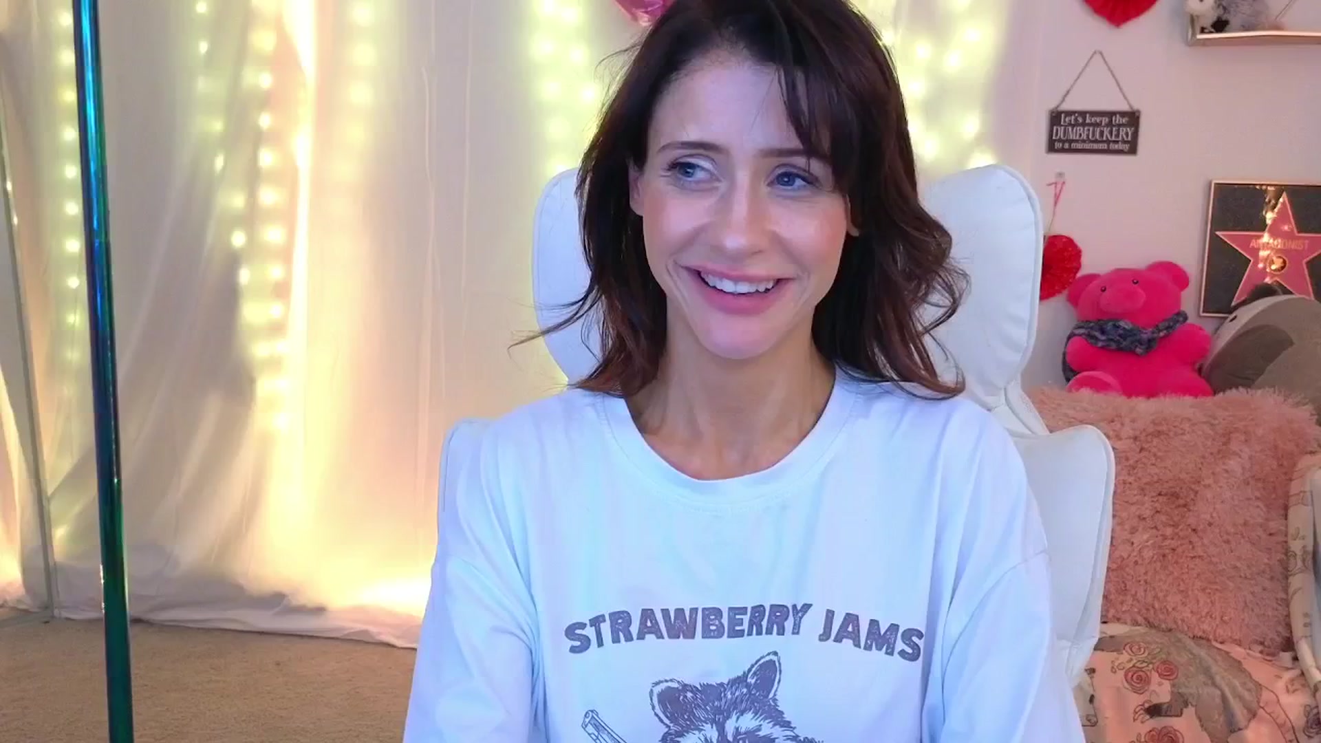 Gallery image thumbnail from PossumPrincss's myfreecams stream on, 02/25/2025, 07:32 image 12 of 20