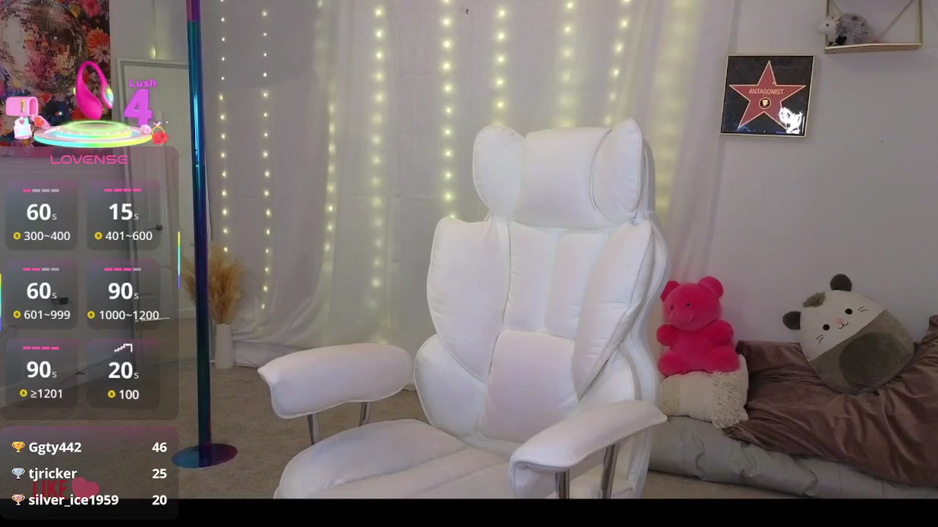Gallery image thumbnail from PossumPrincss's myfreecams stream on, 06/06/2025, 19:37 image 10 of 20