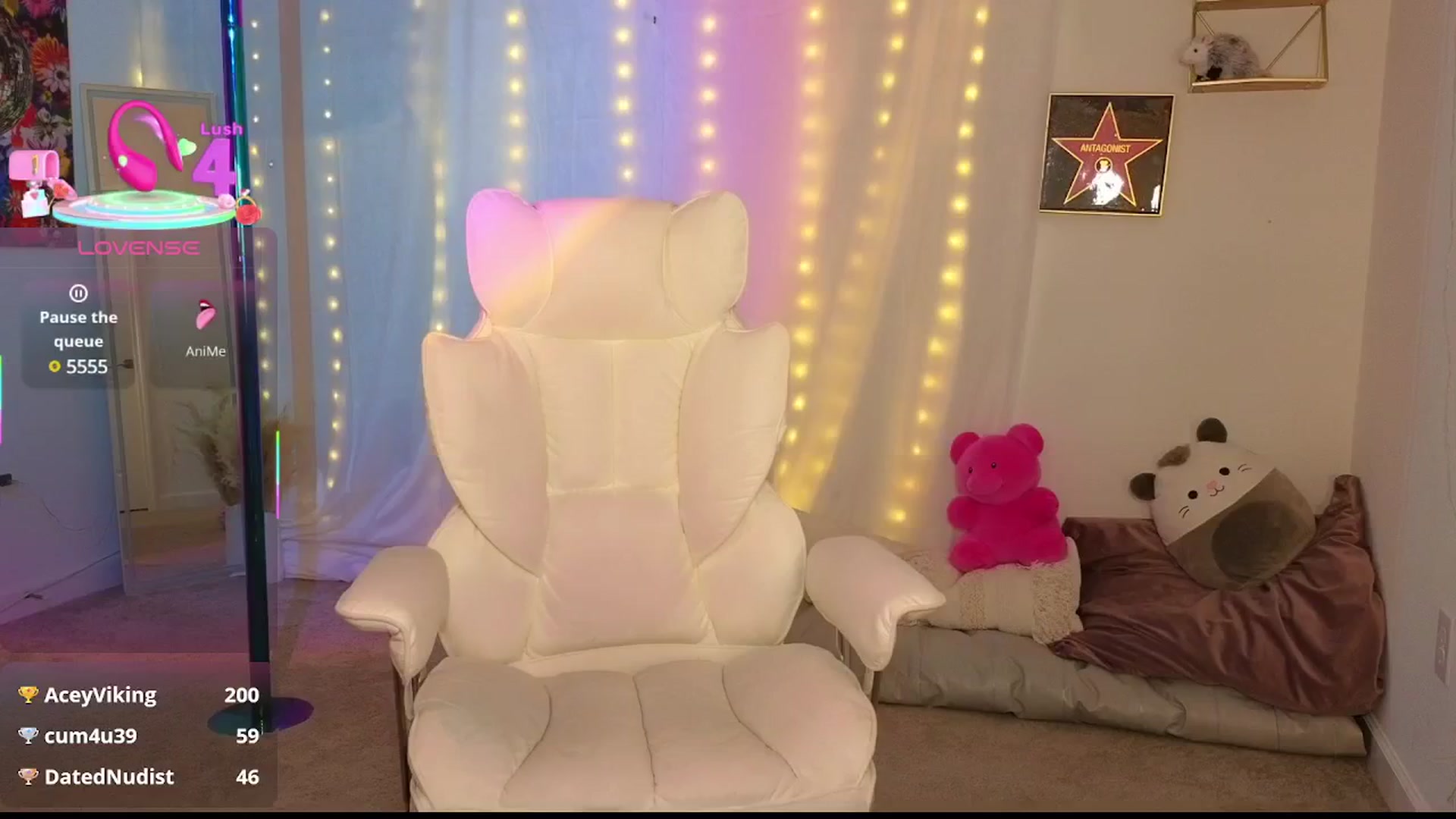 Gallery image thumbnail from PossumPrincss's myfreecams stream on, 06/10/2025, 05:55 image 7 of 20