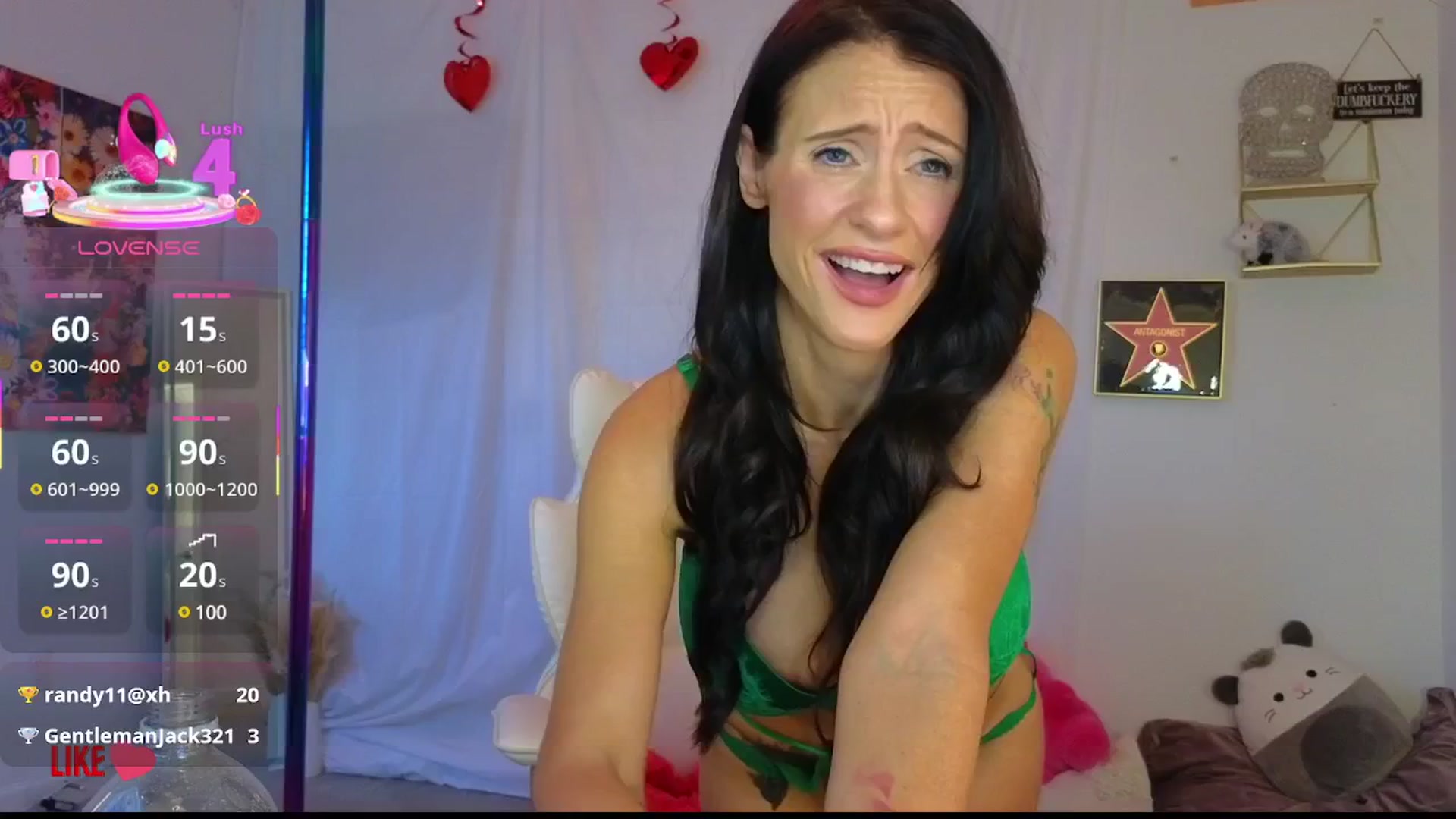 Gallery image thumbnail from PossumPrincss's myfreecams stream on, 06/17/2025, 19:36 image 18 of 20