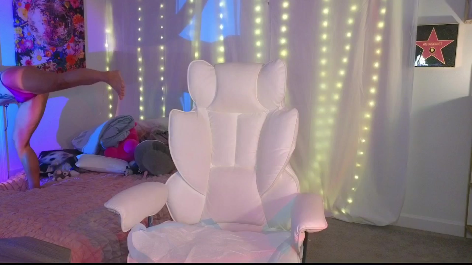 Gallery image thumbnail from PossumPrincss's myfreecams stream on, 08/14/2025, 04:14 image 20 of 20