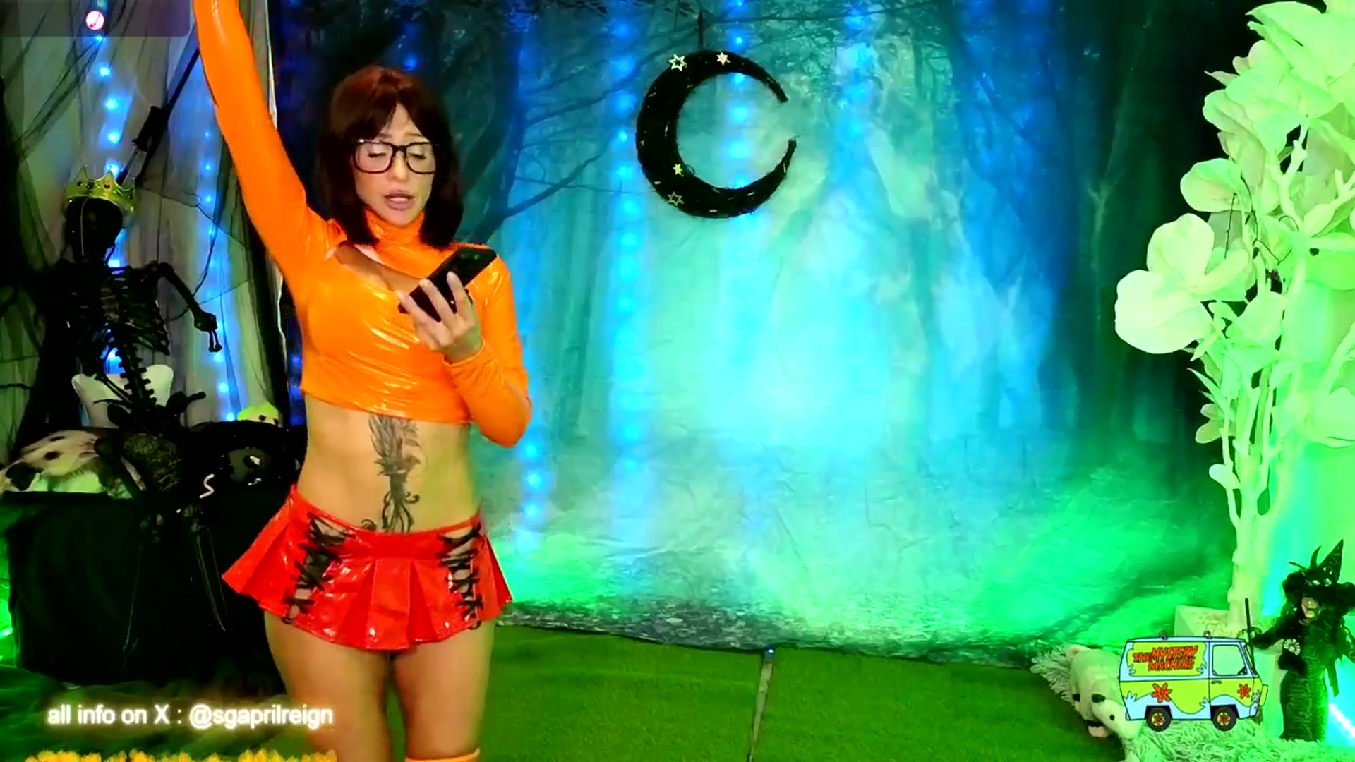 Gallery image thumbnail from PossumPrincss's myfreecams stream on, 10/18/2025, 23:38 image 13 of 20