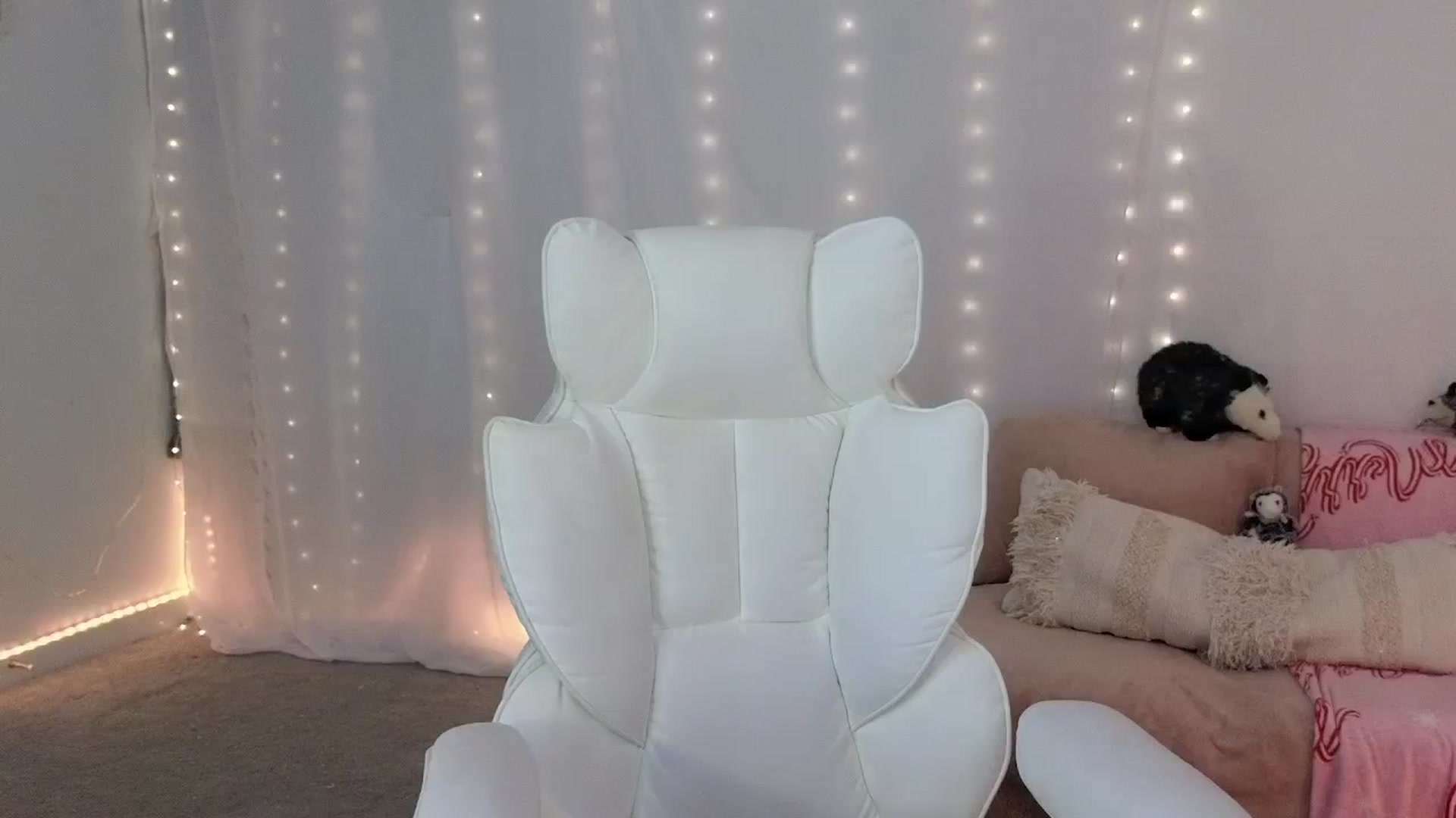 Gallery image thumbnail from PossumPrincss's myfreecams stream on, 12/30/2025, 07:57 image 3 of 20