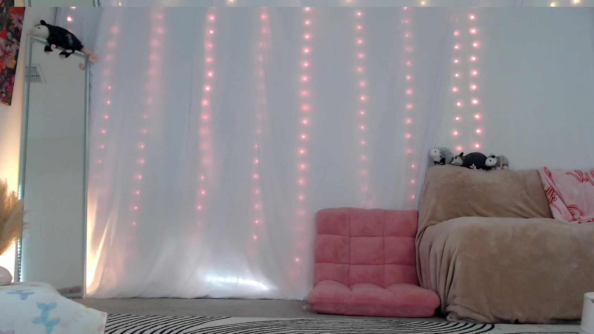 Gallery image thumbnail from PossumPrincss's myfreecams stream on, 01/28/2026, 20:57 image 10 of 20