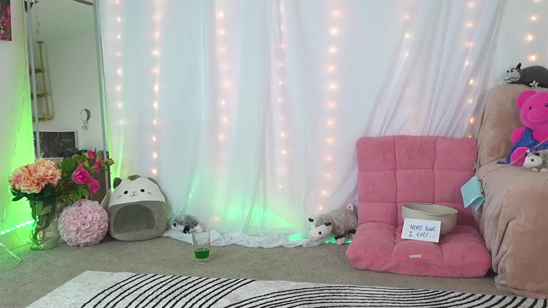 Gallery image thumbnail from PossumPrincss's myfreecams stream on, 03/18/2026, 05:35 image 11 of 20