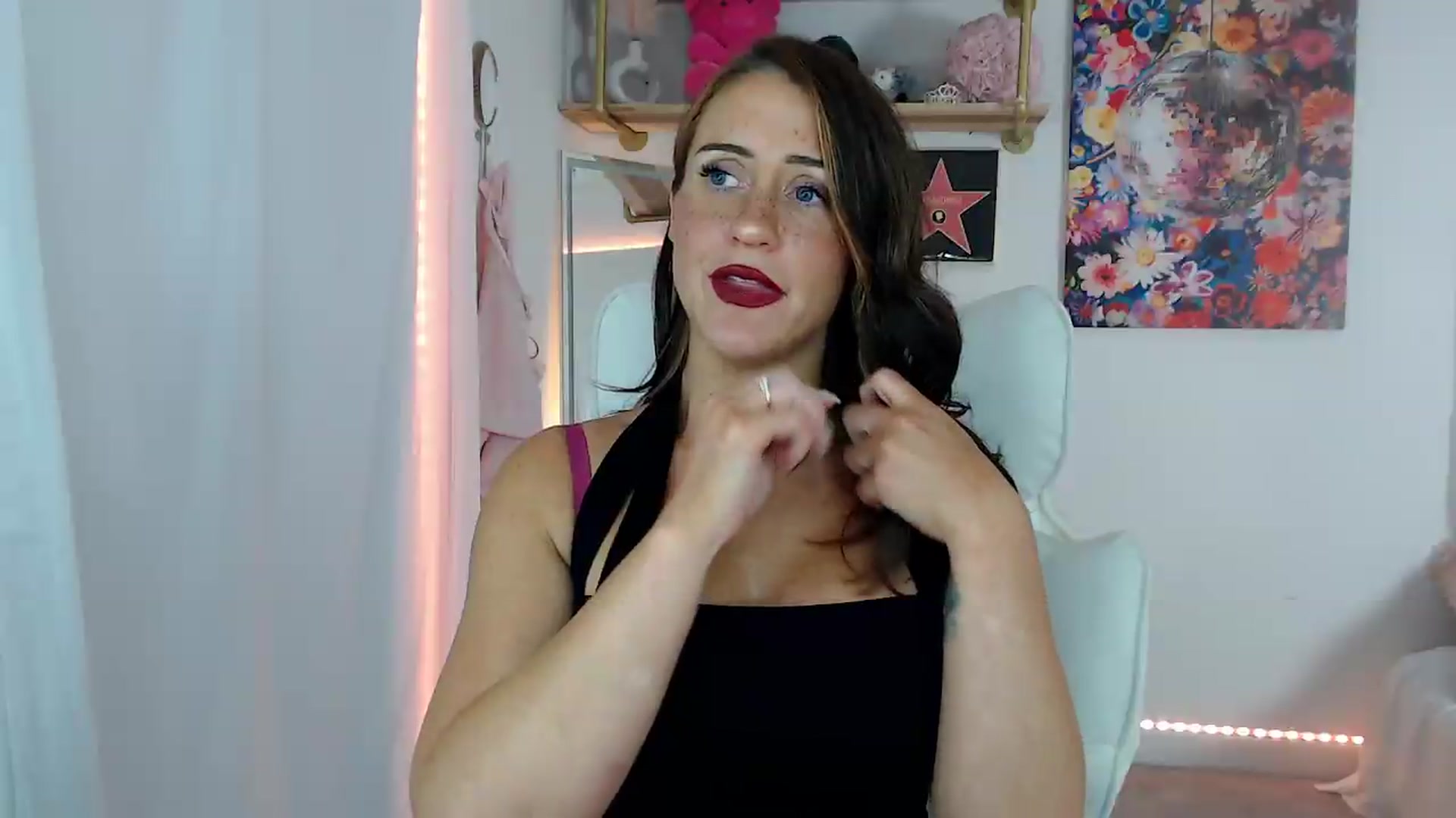 Gallery image thumbnail from PossumPrincss's myfreecams stream on, 08/02/2026, 04:34 image 14 of 20
