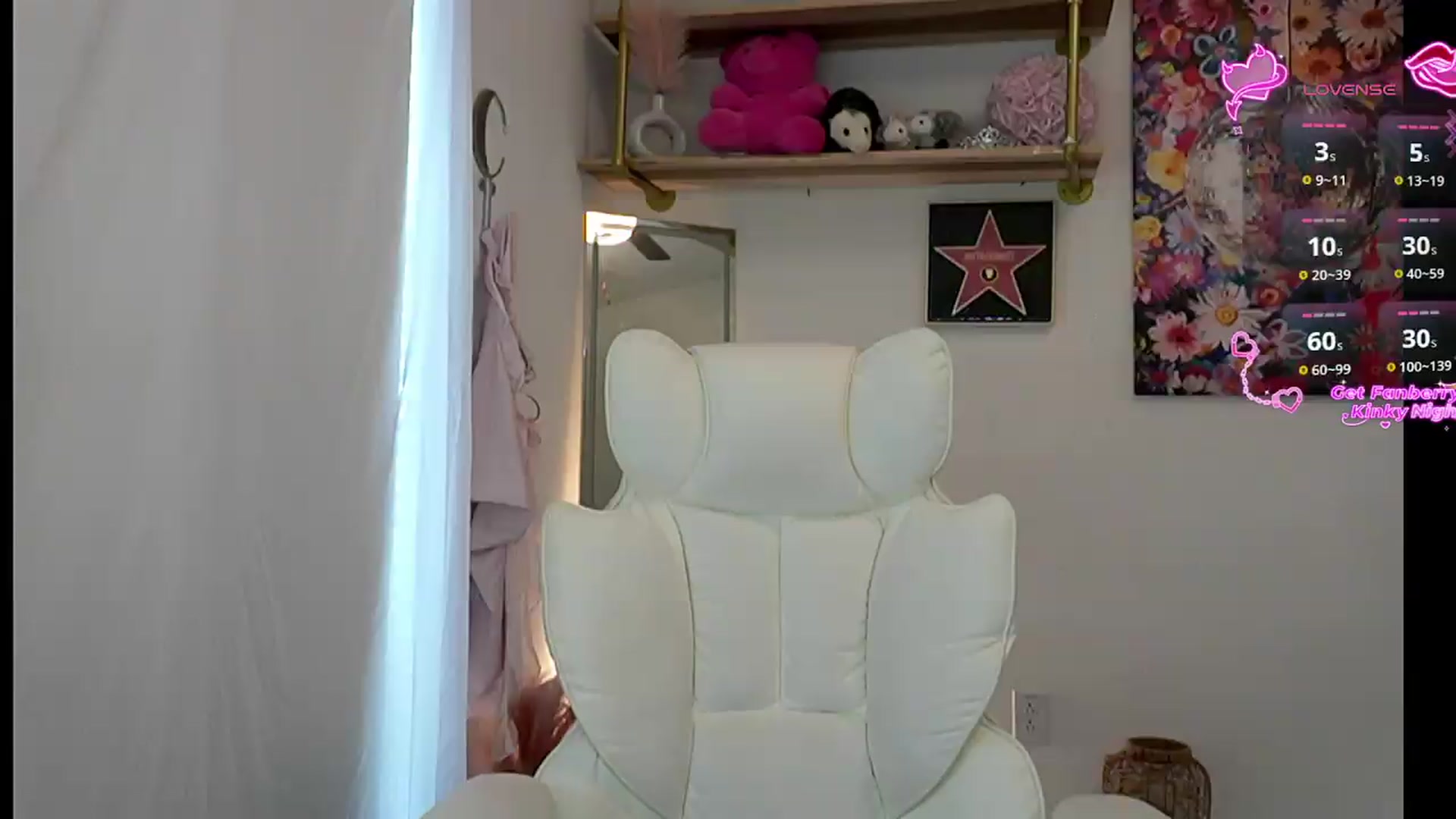 Gallery image thumbnail from PossumPrincss's myfreecams stream on, 08/06/2026, 20:08 image 4 of 20