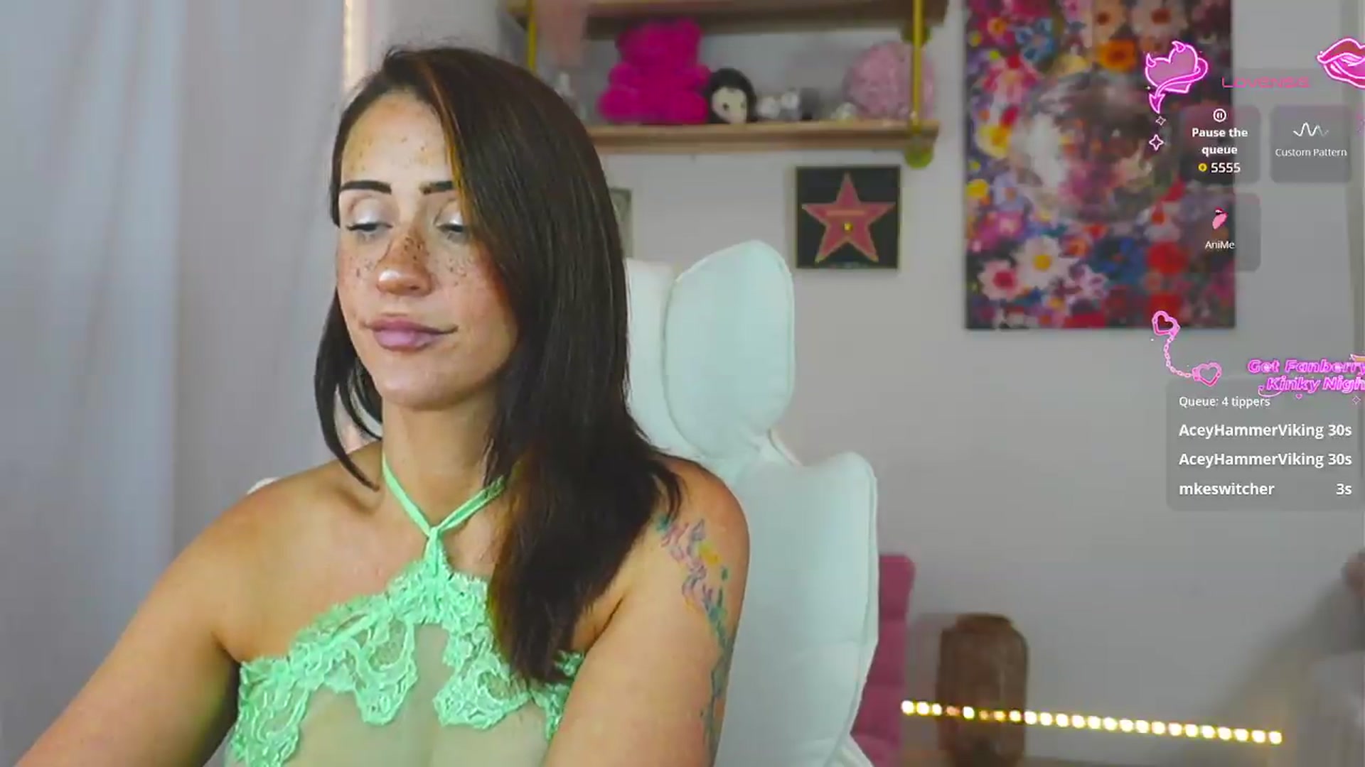 Gallery image thumbnail from PossumPrincss's myfreecams stream on, 08/12/2026, 19:12 image 18 of 20
