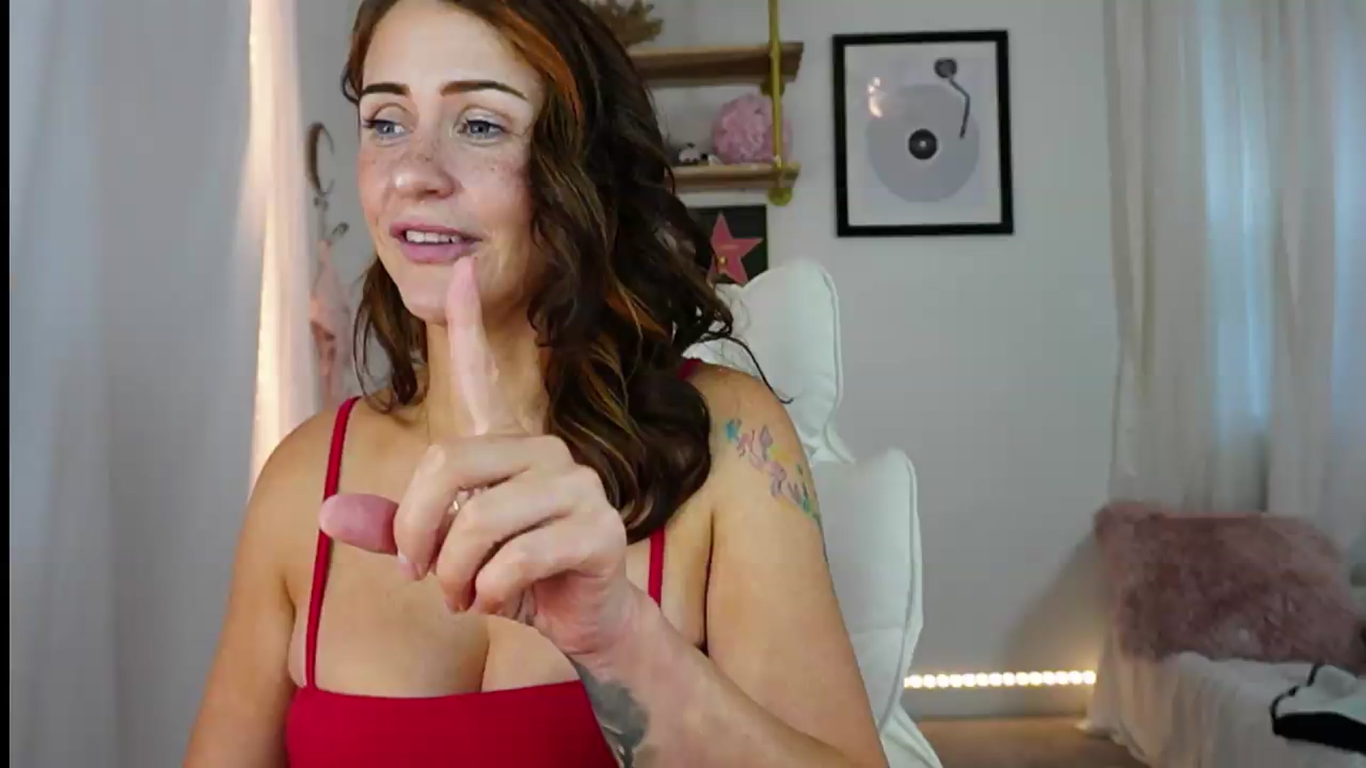 Gallery image thumbnail from PossumPrincss's myfreecams stream on, 08/31/2026, 17:57 image 14 of 20