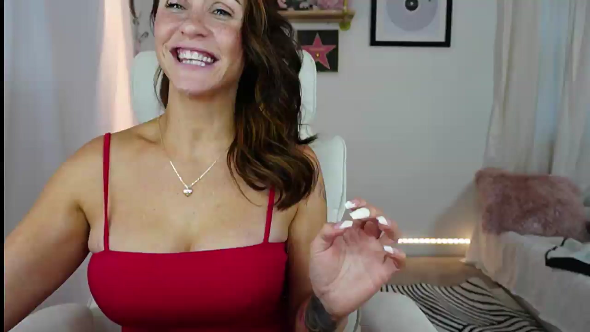 Gallery image thumbnail from PossumPrincss's myfreecams stream on, 08/31/2026, 21:43 image 8 of 20