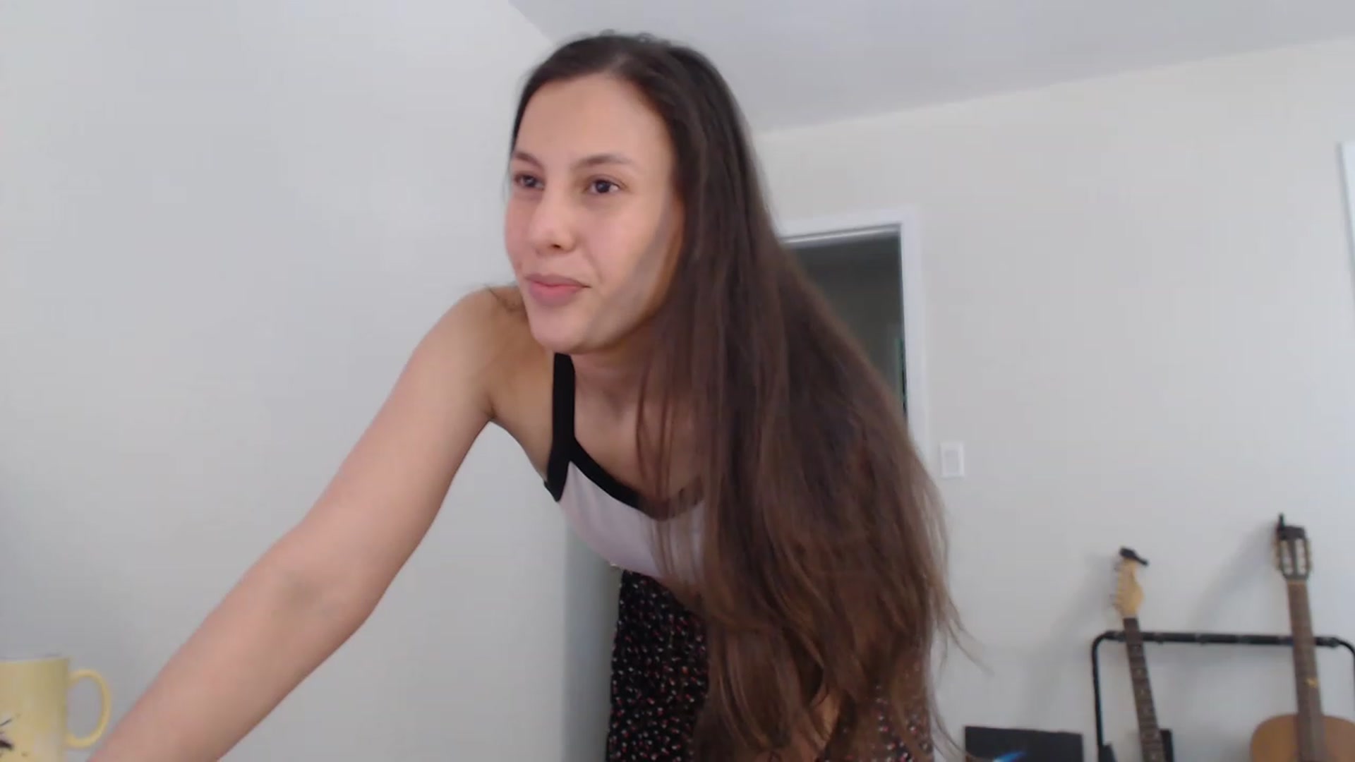 Gallery image thumbnail from Pot_Kitten's myfreecams stream on, 05/26/2023, 20:05 image 2 of 20