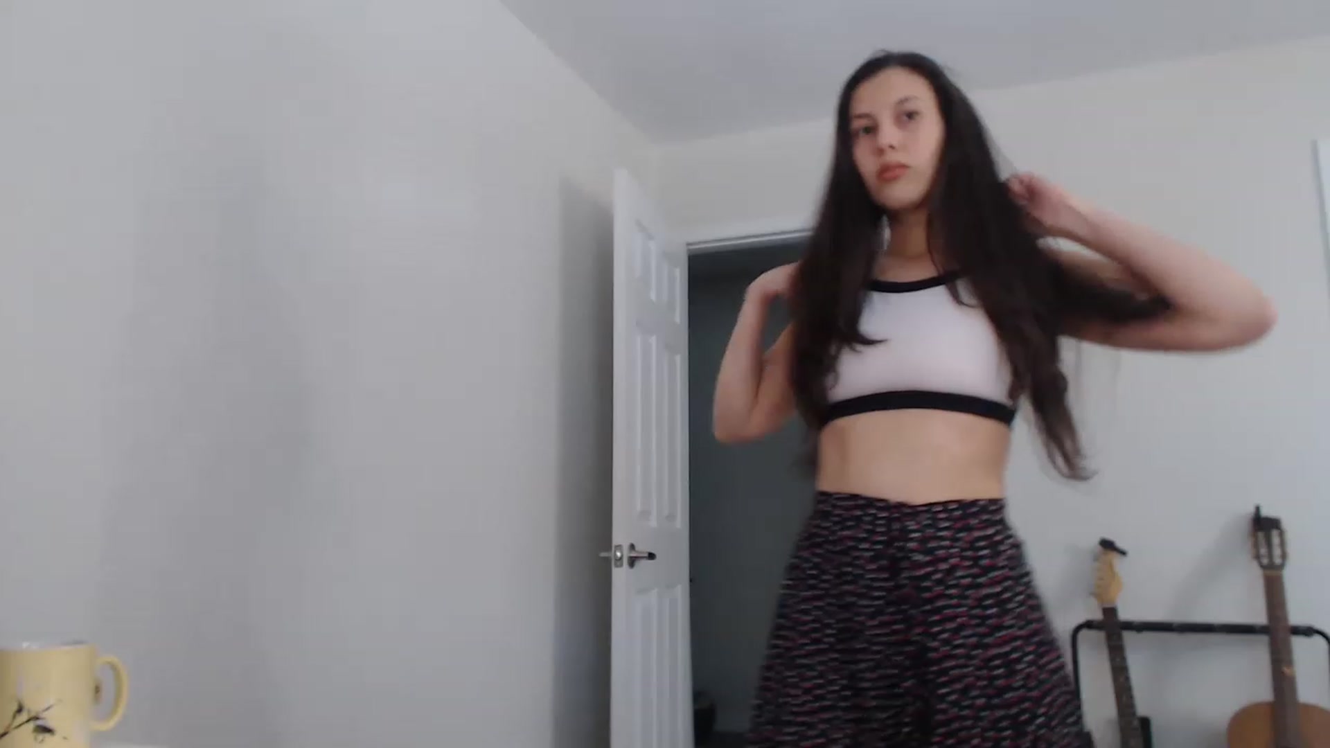 Gallery image thumbnail from Pot_Kitten's myfreecams stream on, 05/26/2023, 20:05 image 8 of 20