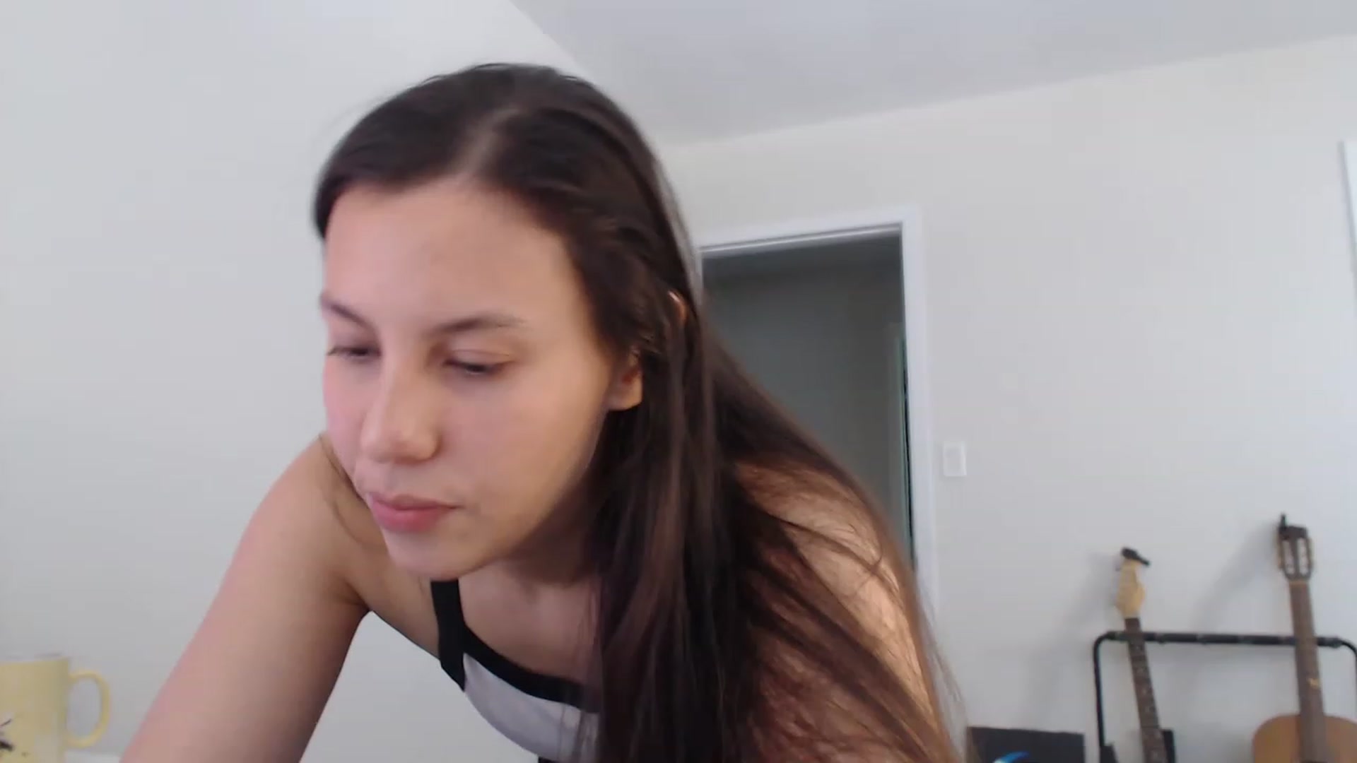Gallery image thumbnail from Pot_Kitten's myfreecams stream on, 05/26/2023, 20:05 image 3 of 20