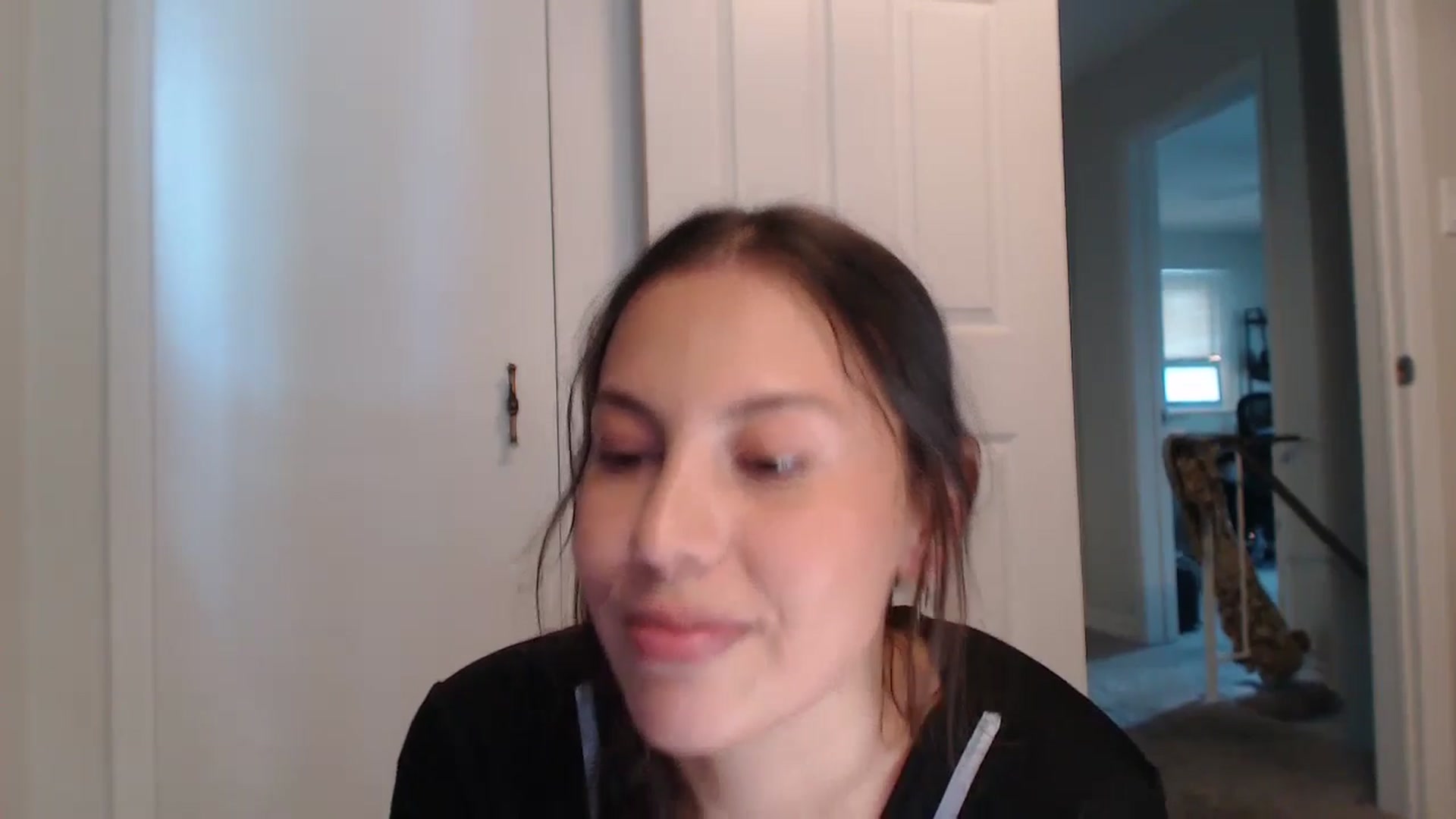Gallery image thumbnail from Pot_Kitten's myfreecams stream on, 06/19/2024, 20:27 image 10 of 20