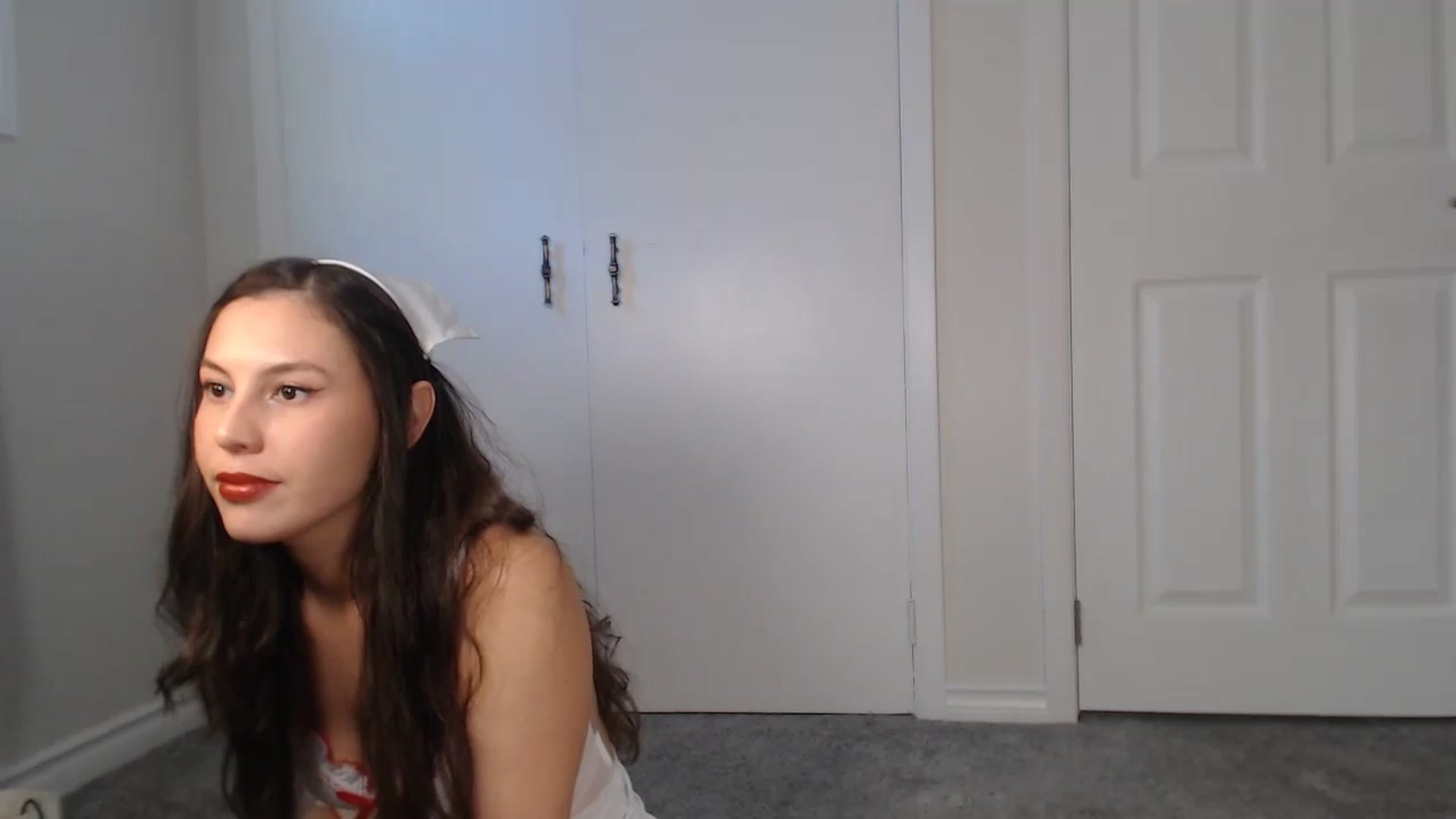 Gallery image thumbnail from Pot_Kitten's myfreecams stream on, 10/28/2024, 20:29 image 16 of 20