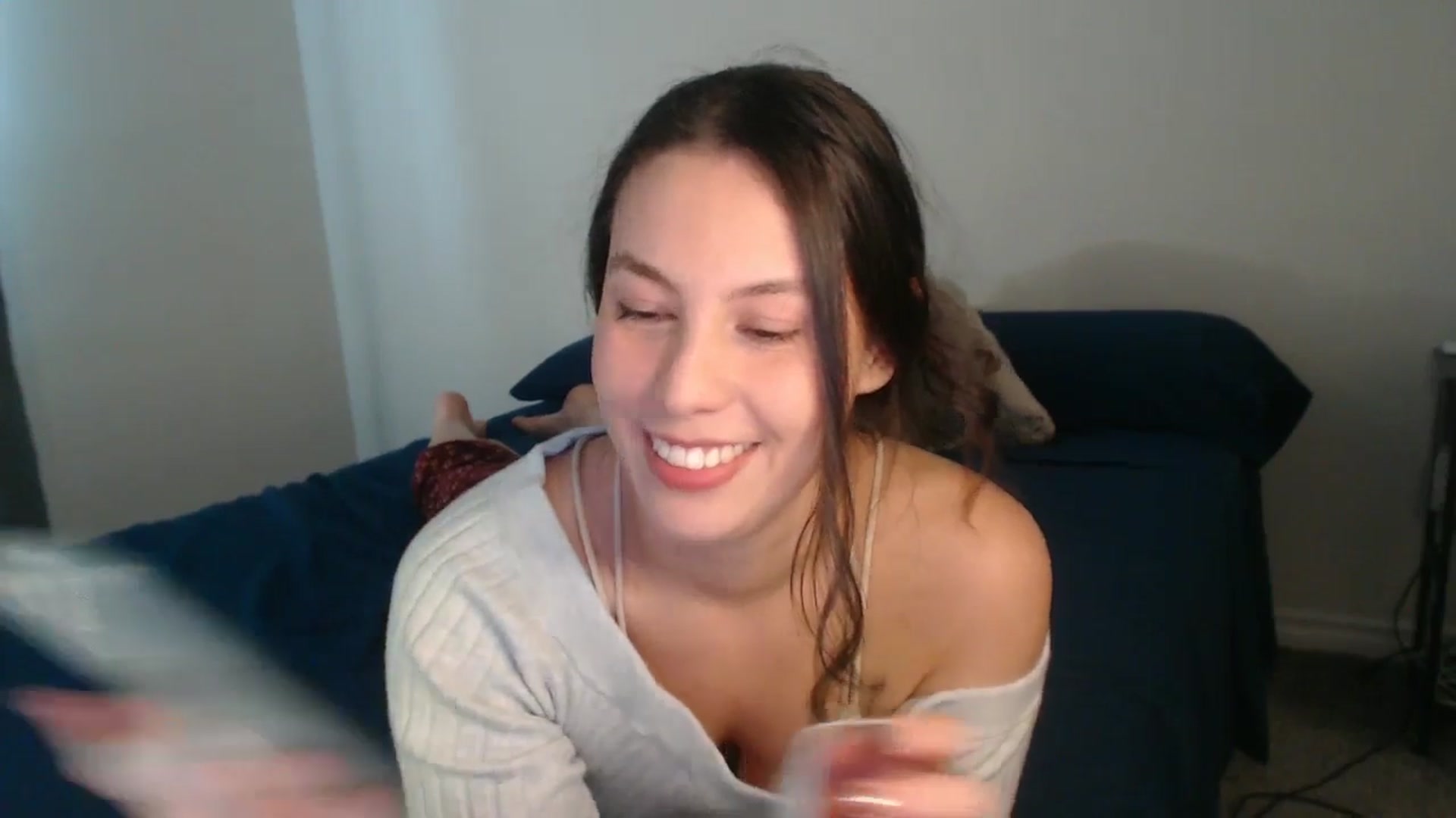 Gallery image thumbnail from Pot_Kitten's myfreecams stream on, 02/04/2025, 18:36 image 7 of 20
