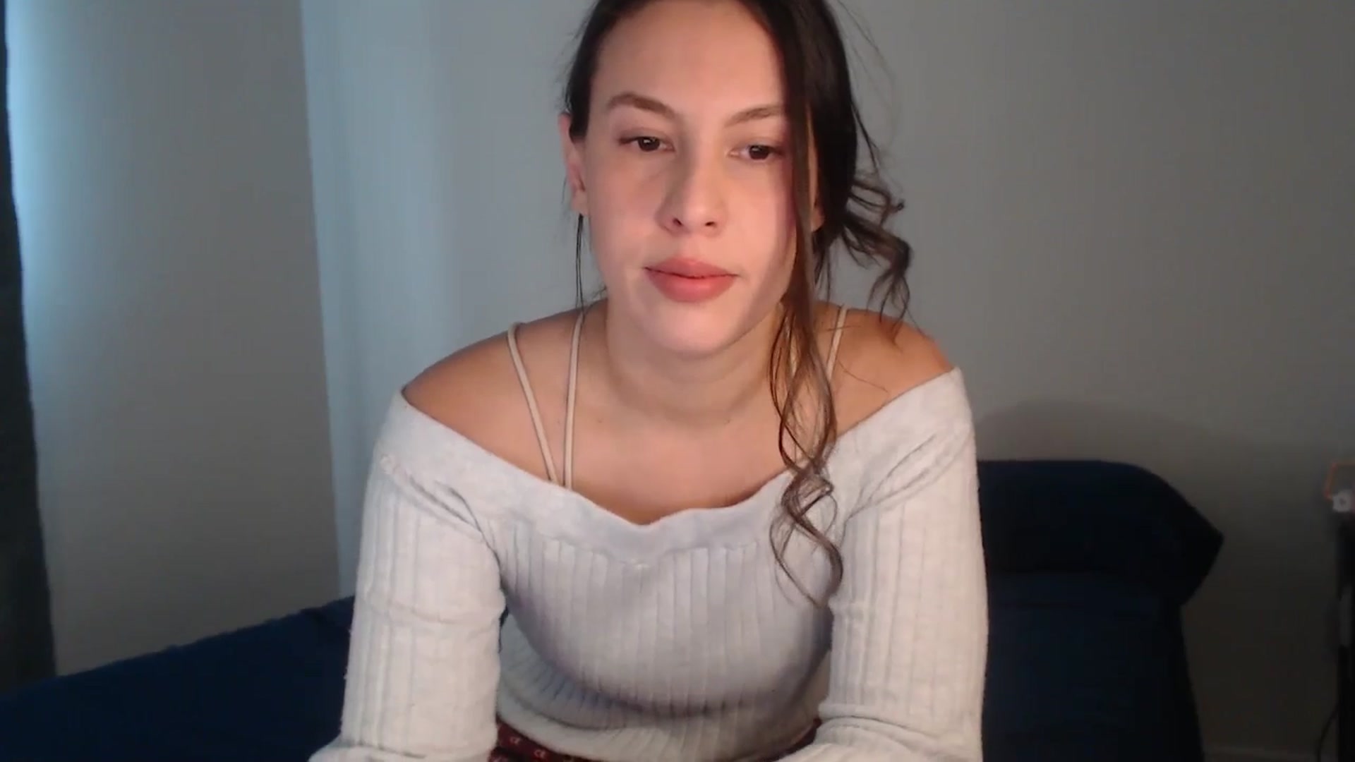Gallery image thumbnail from Pot_Kitten's myfreecams stream on, 02/04/2025, 18:36 image 16 of 20