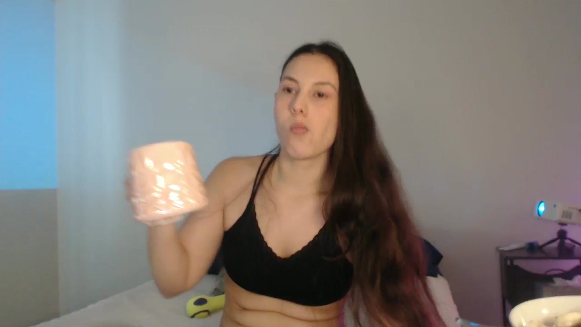 Gallery image thumbnail from Pot_Kitten's myfreecams stream on, 02/11/2025, 18:47 image 6 of 20
