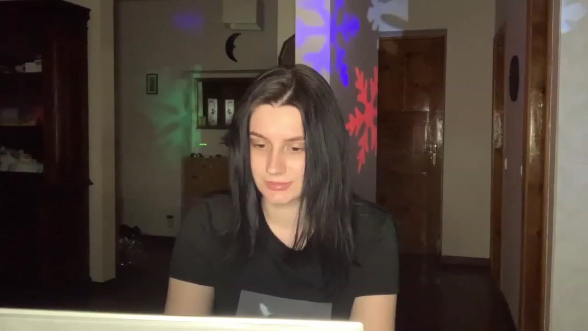 Gallery image thumbnail from PotatoChipss's myfreecams stream on, 03/04/2024, 22:30 image 5 of 20