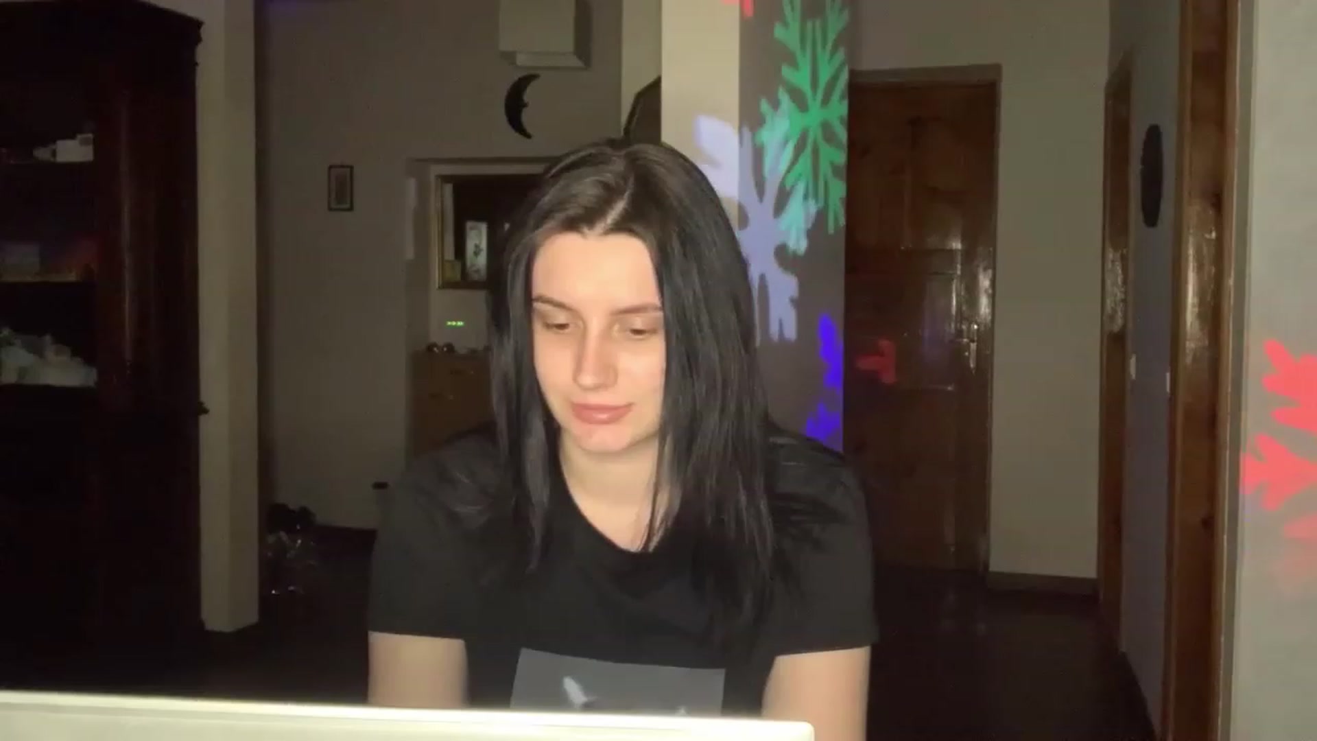 Gallery image thumbnail from PotatoChipss's myfreecams stream on, 03/04/2024, 22:30 image 3 of 20