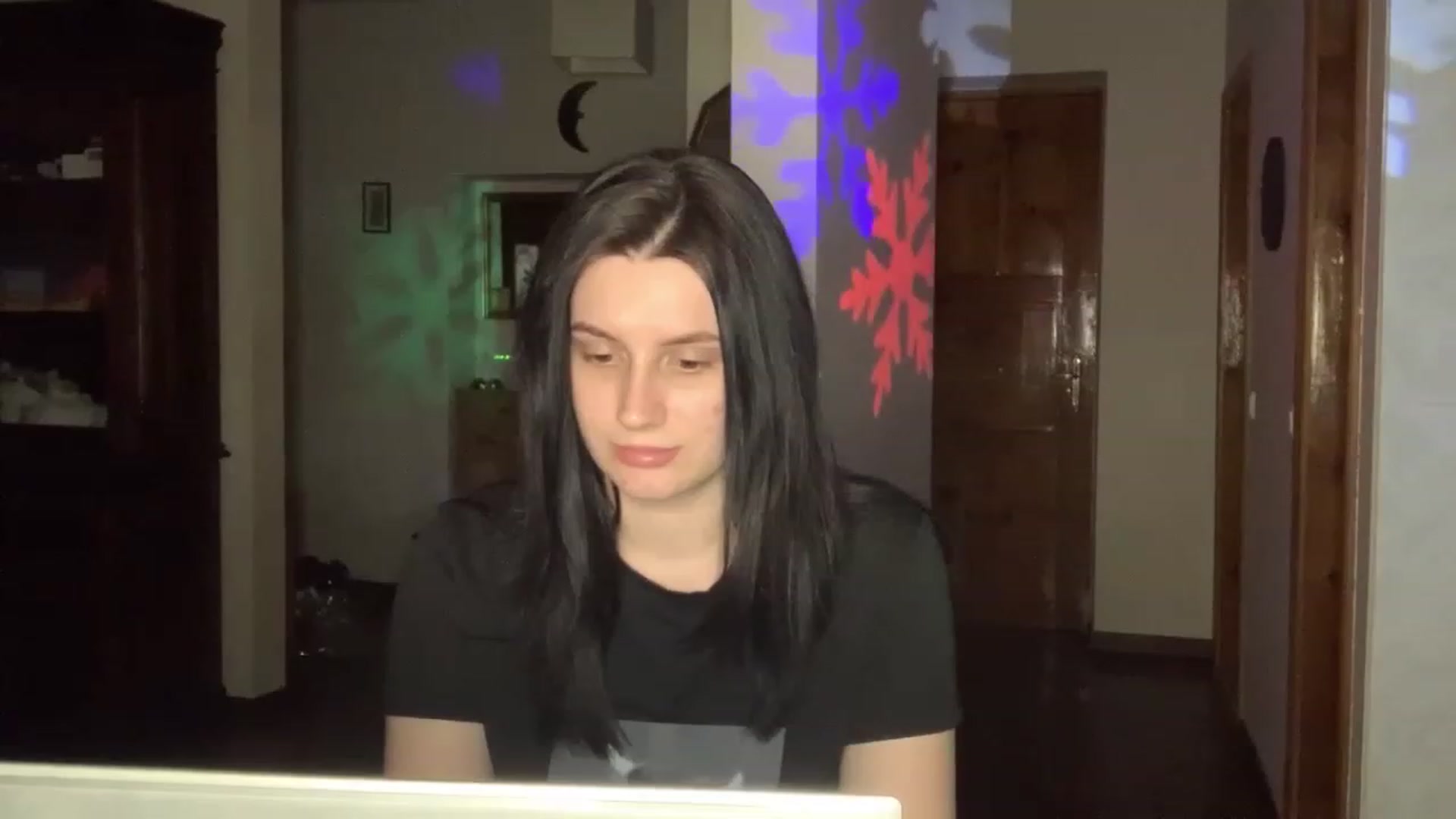 Gallery image thumbnail from PotatoChipss's myfreecams stream on, 03/04/2024, 22:30 image 7 of 20