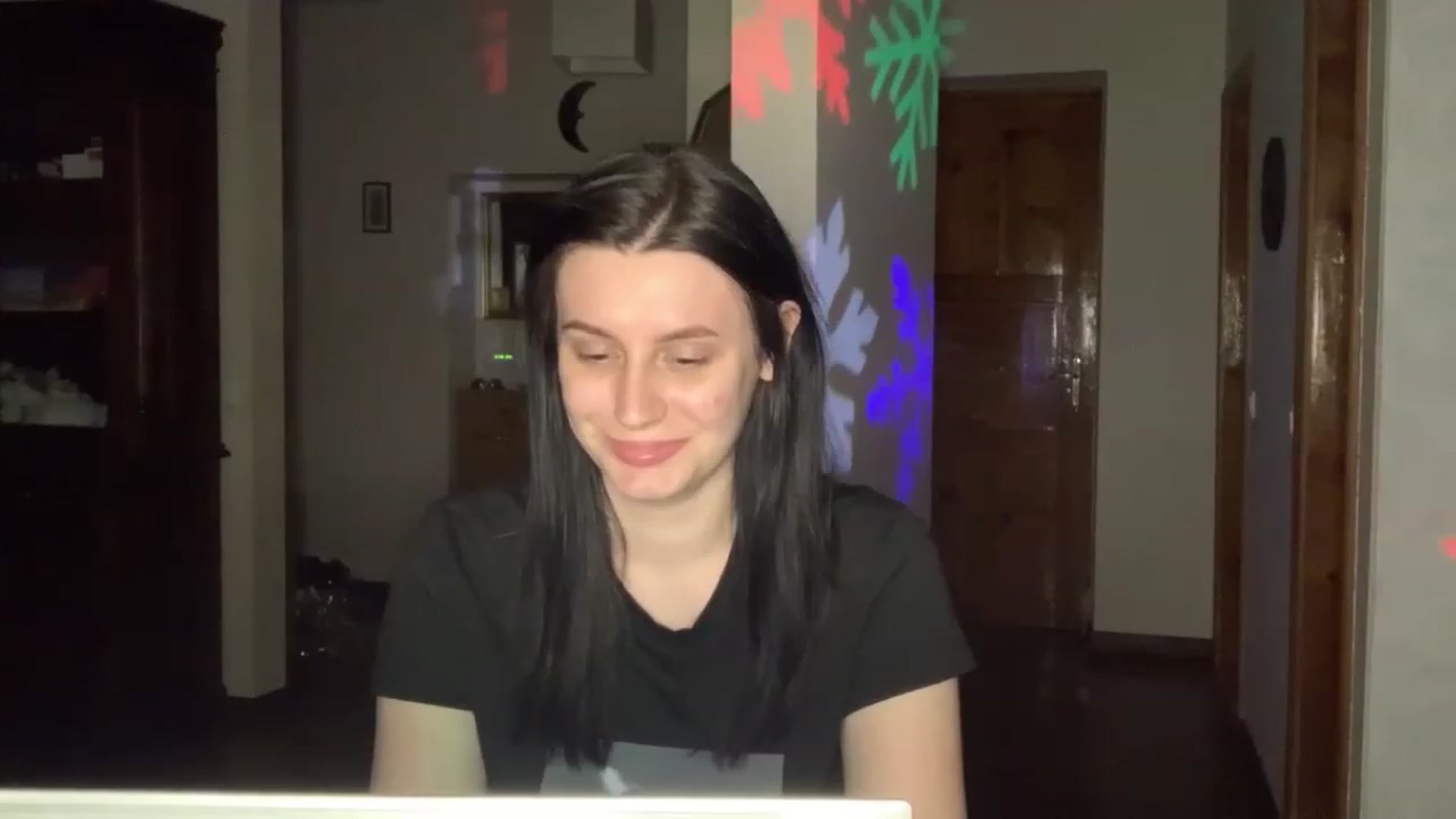 Gallery image thumbnail from PotatoChipss's myfreecams stream on, 03/04/2024, 22:30 image 18 of 20