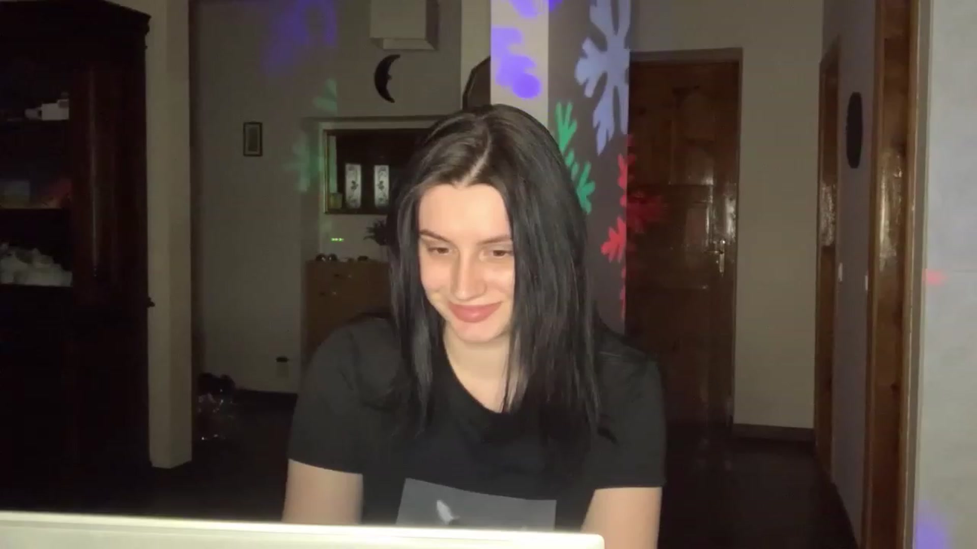 Gallery image thumbnail from PotatoChipss's myfreecams stream on, 03/04/2024, 22:30 image 4 of 20