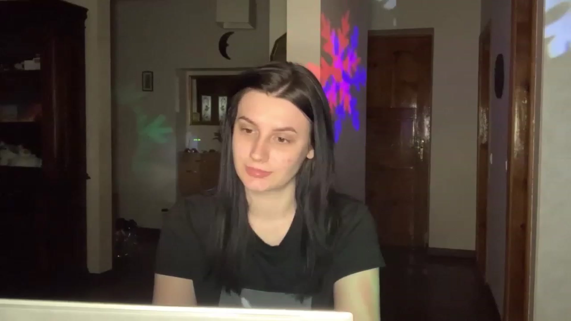Gallery image thumbnail from PotatoChipss's myfreecams stream on, 03/04/2024, 22:30 image 15 of 20