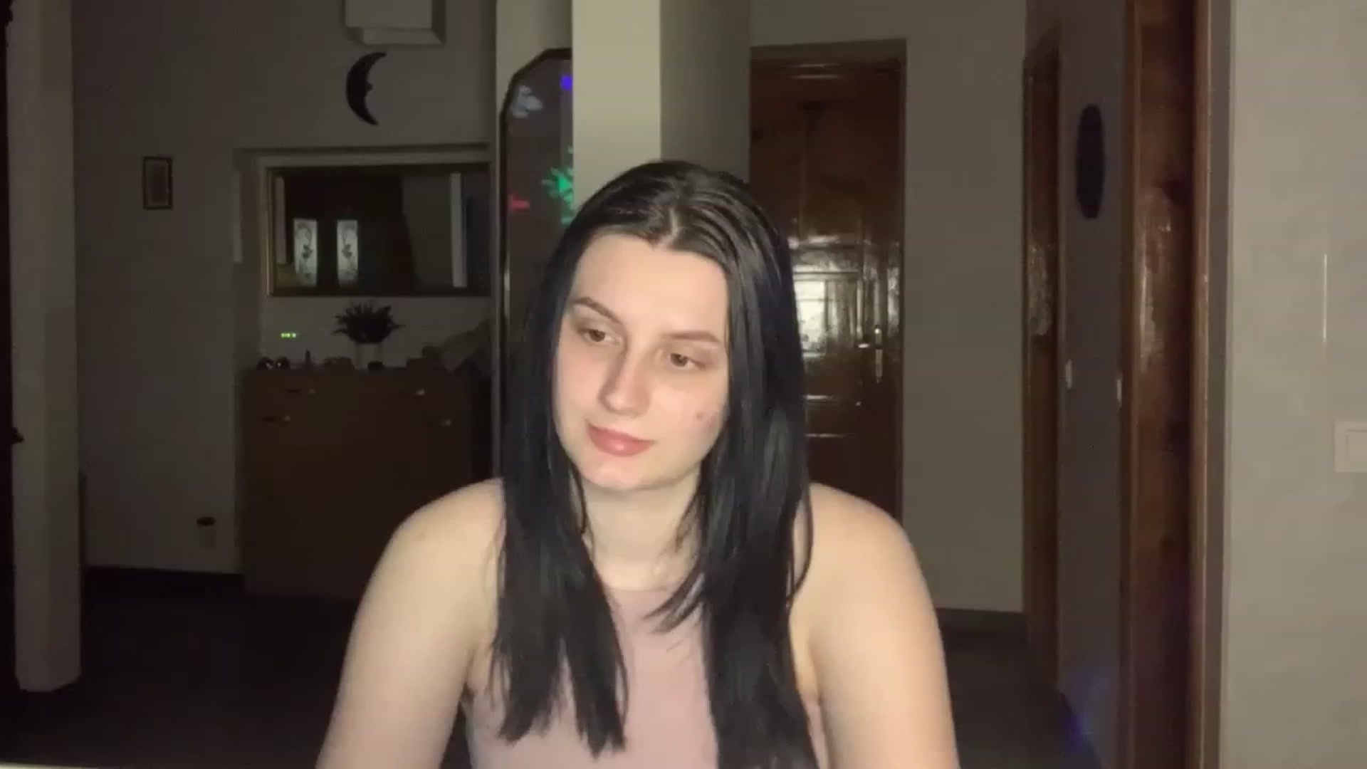 Gallery image thumbnail from PotatoChipss's myfreecams stream on, 03/06/2024, 22:22 image 19 of 20
