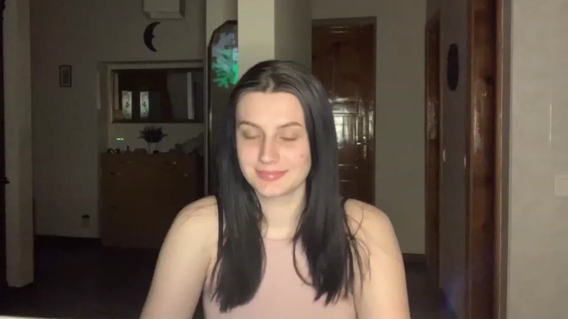 Gallery image thumbnail from PotatoChipss's myfreecams stream on, 03/06/2024, 22:22 image 7 of 20