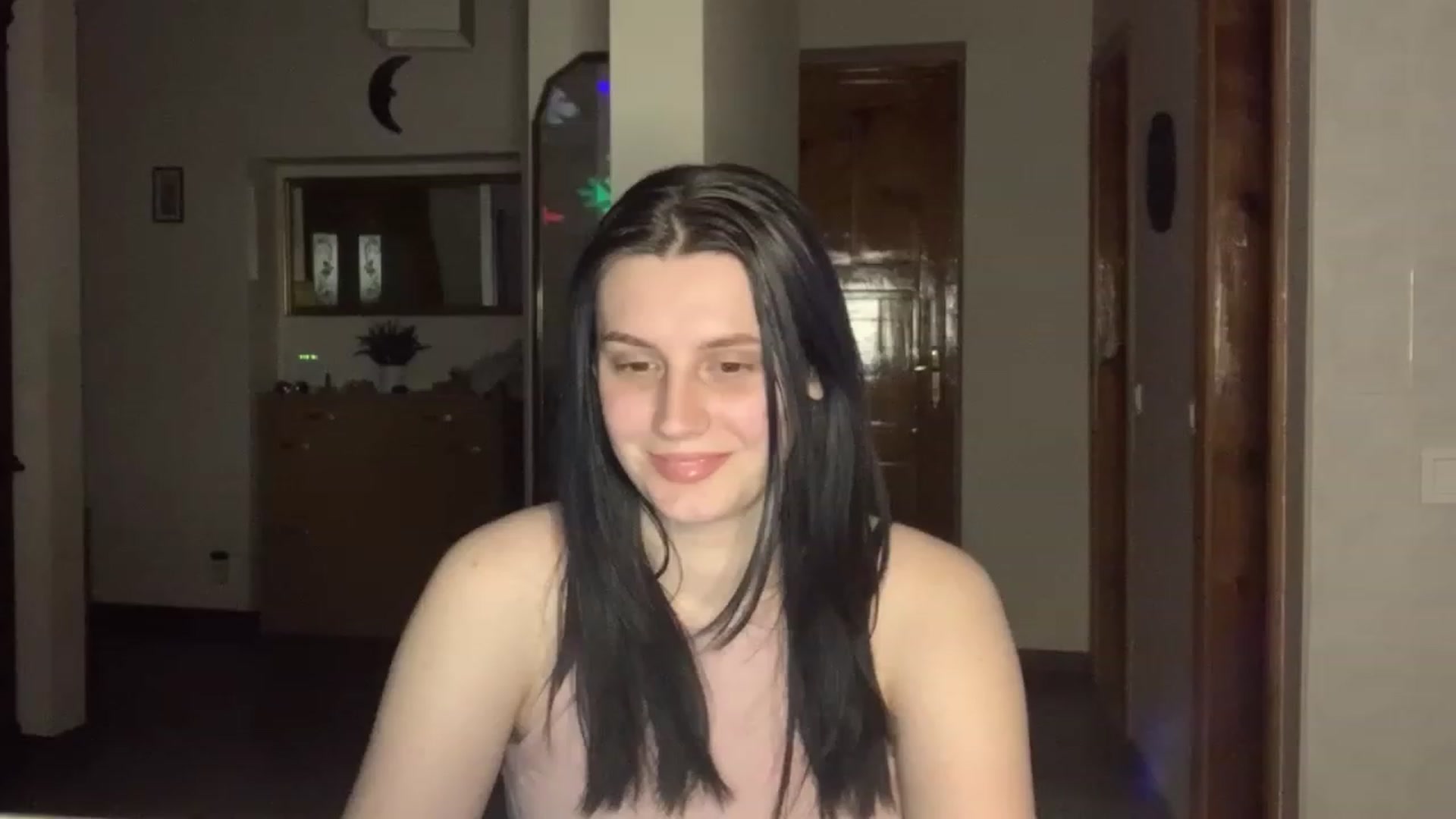 Gallery image thumbnail from PotatoChipss's myfreecams stream on, 03/06/2024, 22:22 image 18 of 20