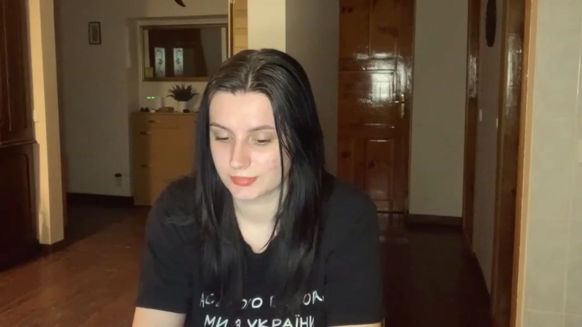 Gallery image thumbnail from PotatoChipss's myfreecams stream on, 03/10/2024, 22:53 image 10 of 20