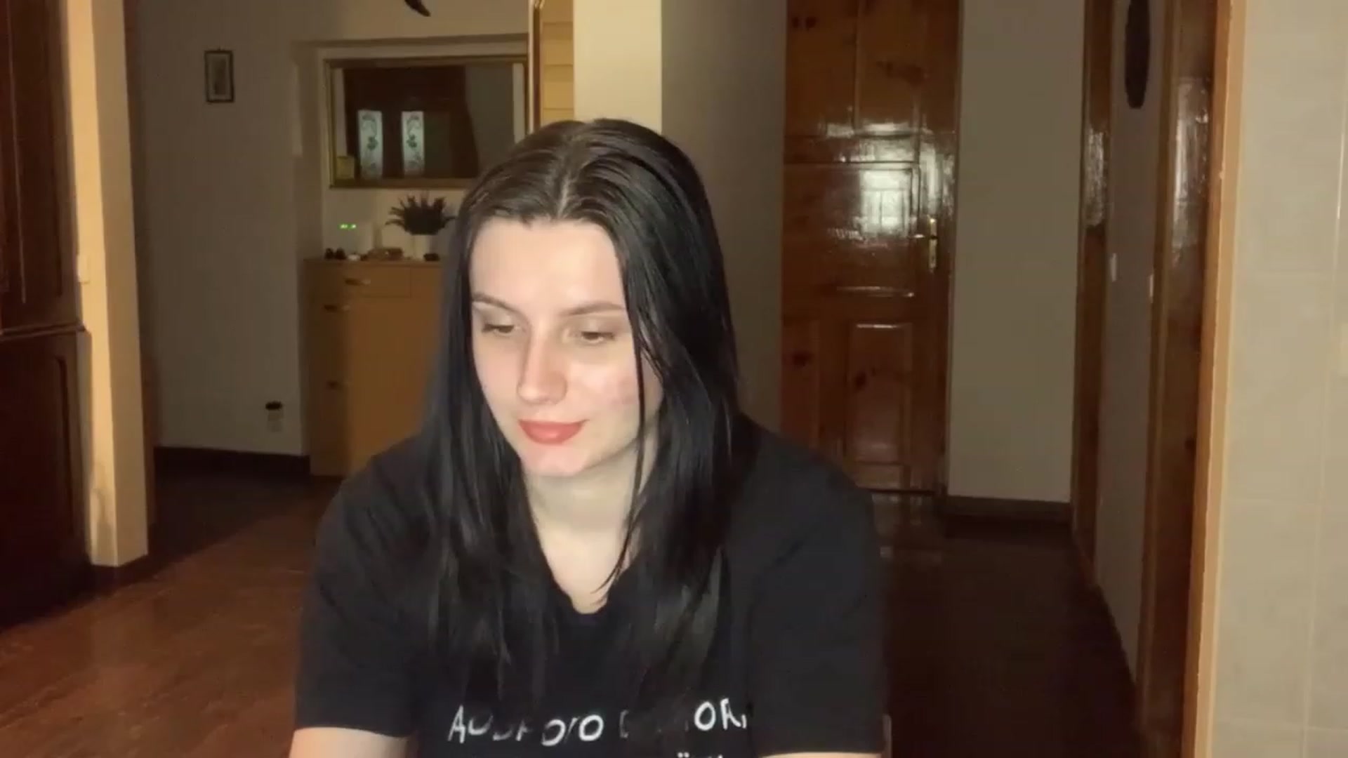 Gallery image thumbnail from PotatoChipss's myfreecams stream on, 03/10/2024, 22:53 image 19 of 20