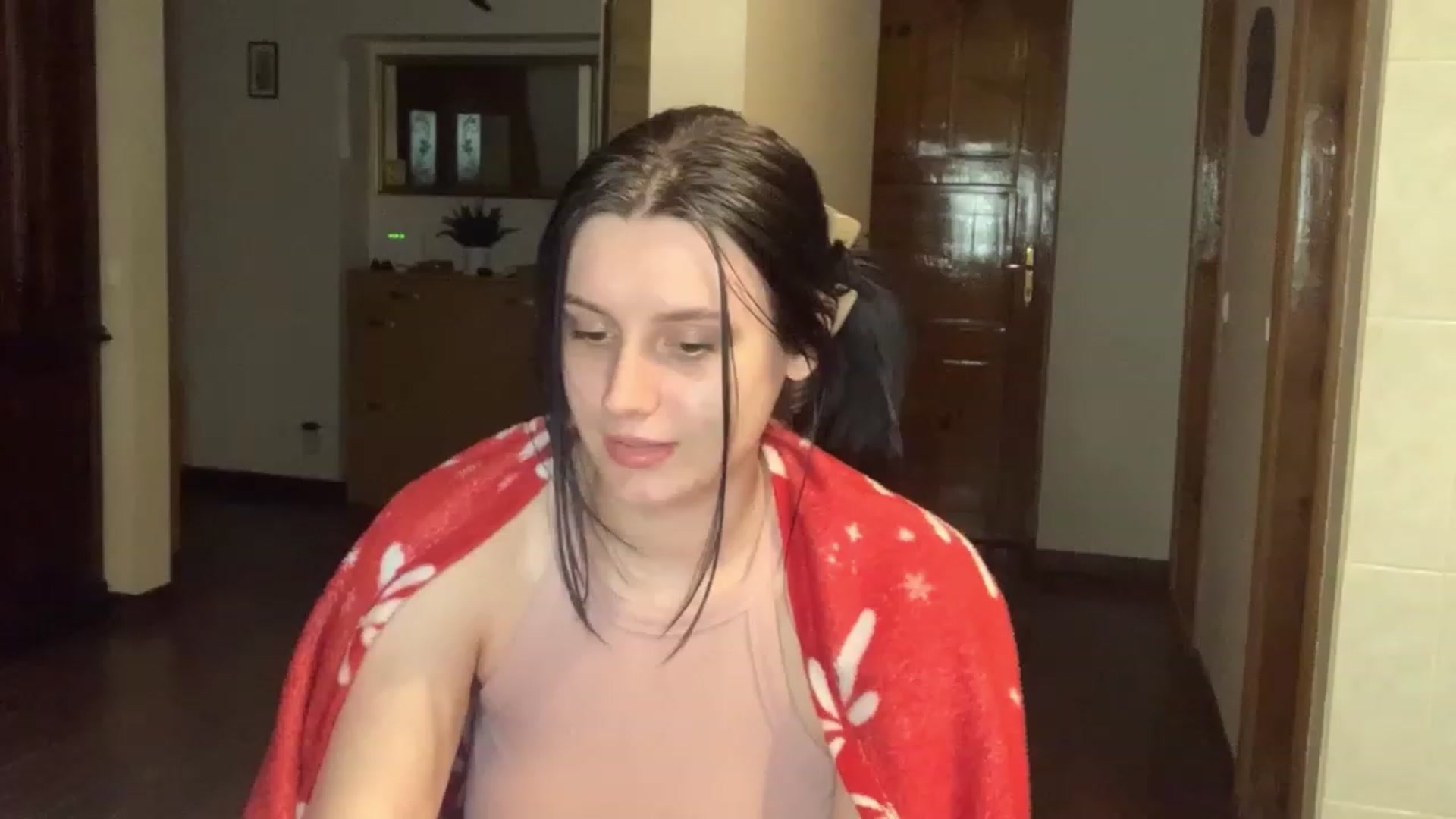 Gallery image thumbnail from PotatoChipss's myfreecams stream on, 03/11/2024, 23:12 image 4 of 20