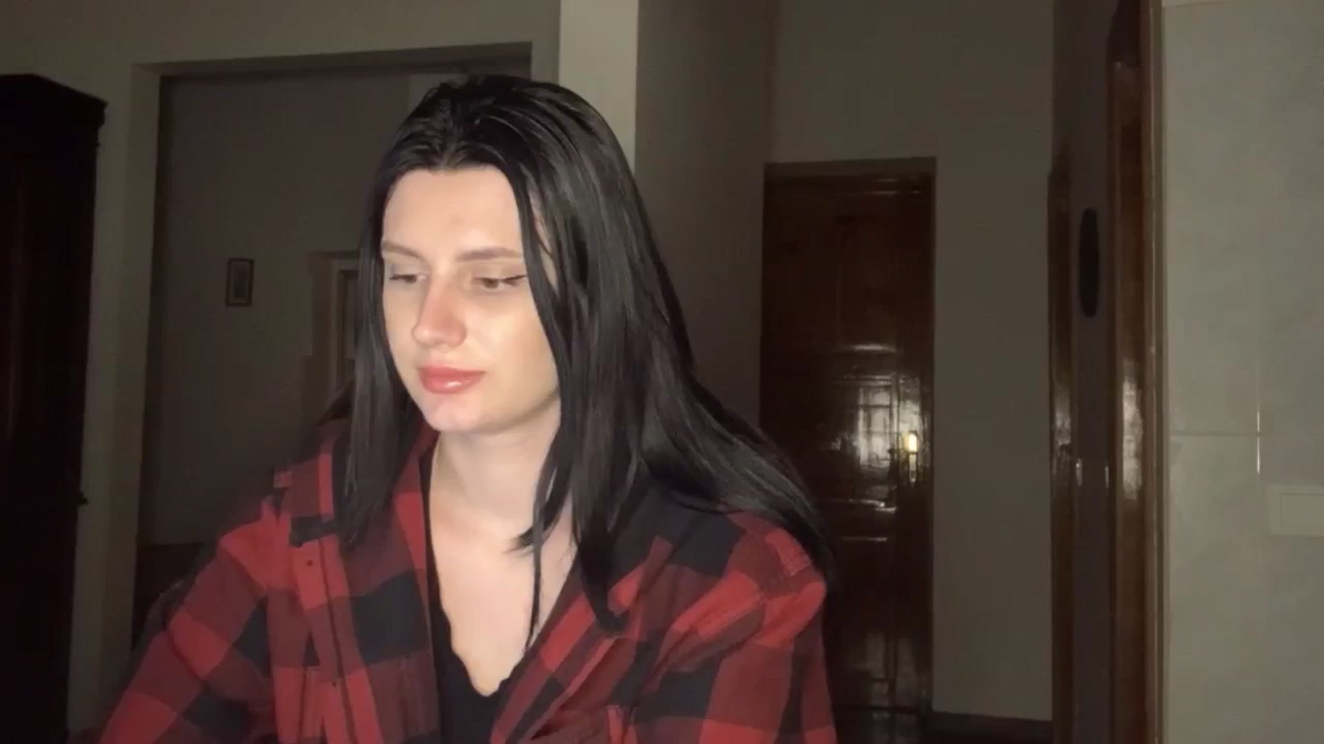 Gallery image thumbnail from PotatoChipss's myfreecams stream on, 05/09/2024, 21:19 image 1 of 20