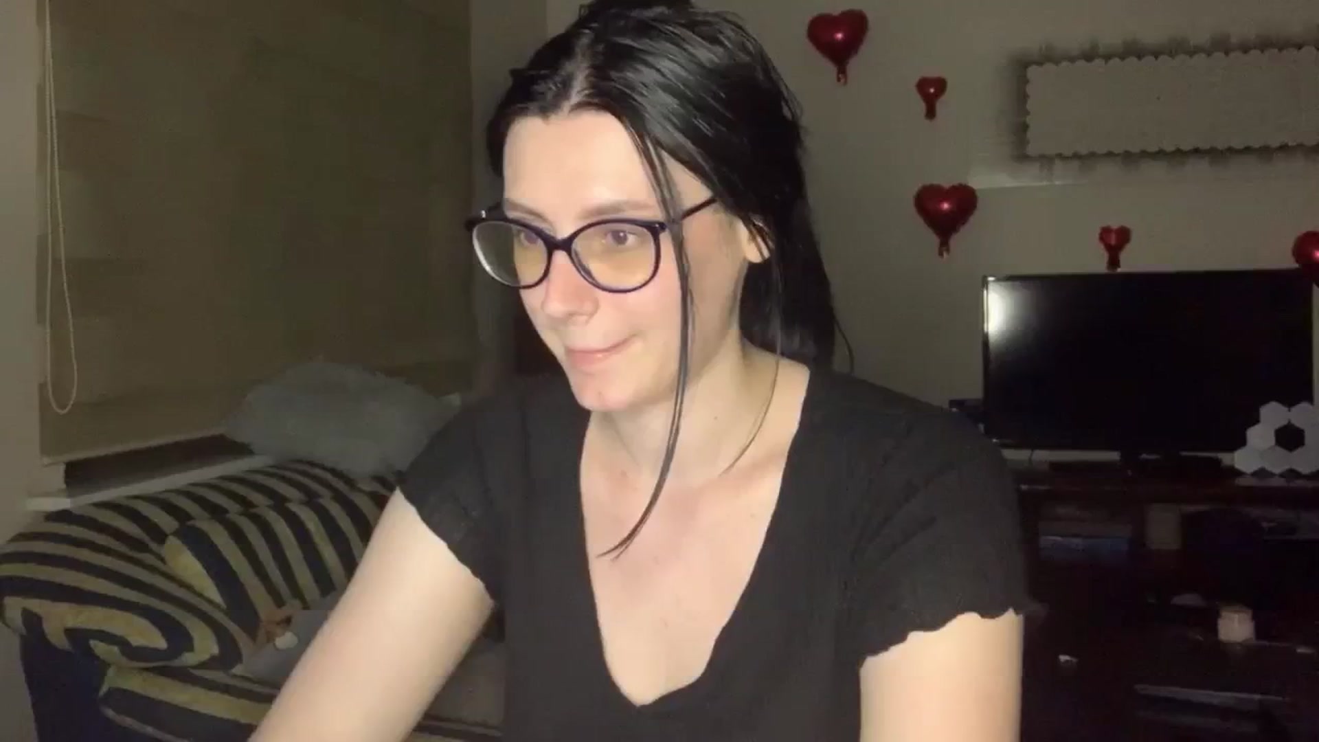Gallery image thumbnail from PotatoChipss's myfreecams stream on, 05/31/2024, 21:36 image 2 of 20