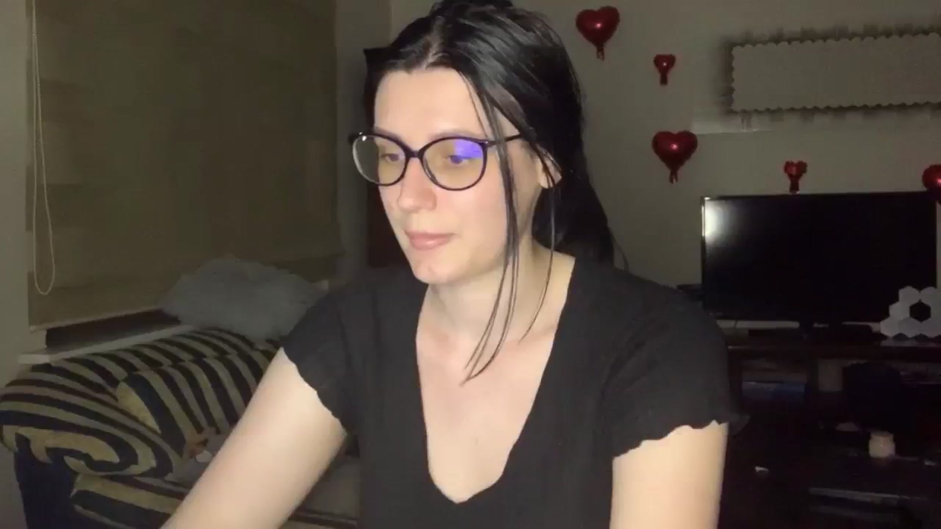 Gallery image thumbnail from PotatoChipss's myfreecams stream on, 05/31/2024, 21:36 image 7 of 20