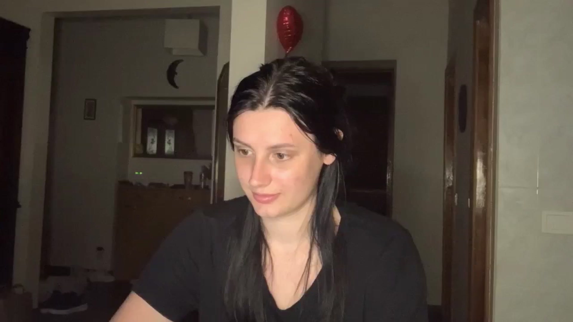 Gallery image thumbnail from PotatoChipss's myfreecams stream on, 06/22/2024, 20:06 image 14 of 20
