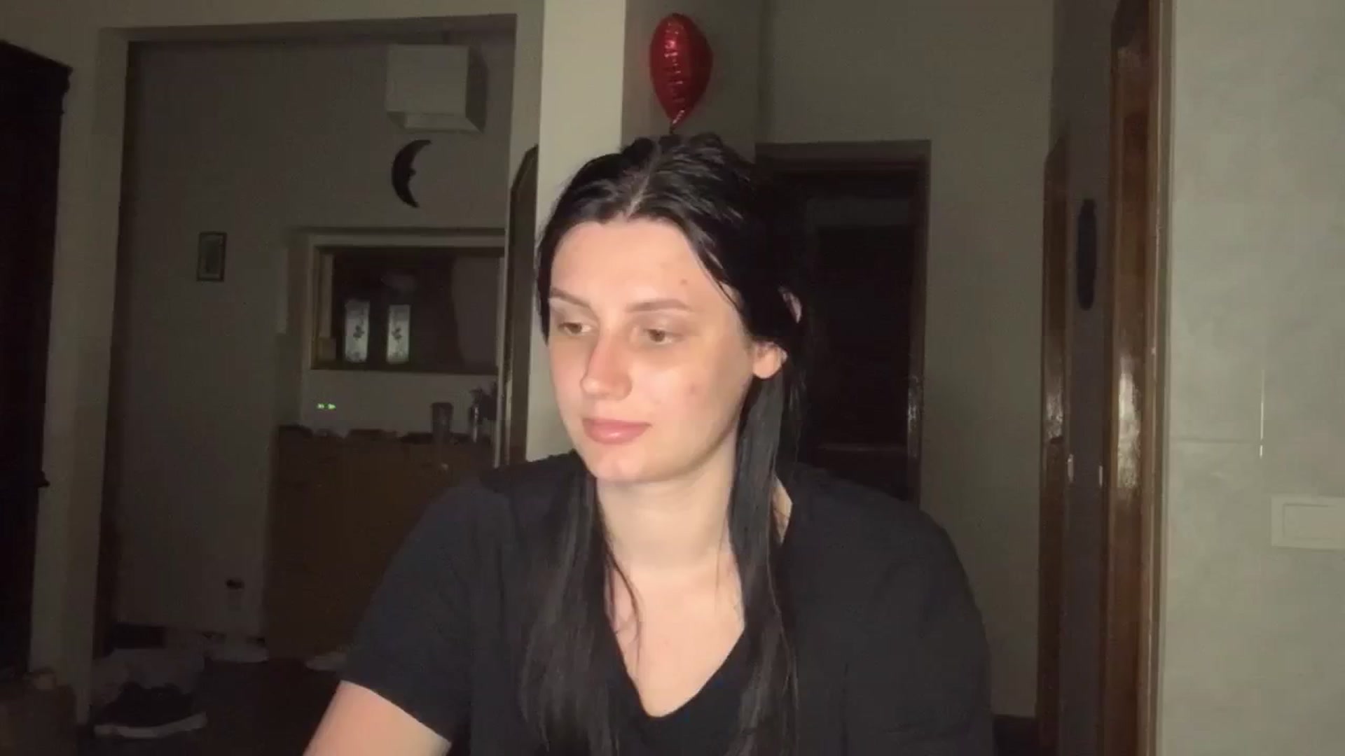 Gallery image thumbnail from PotatoChipss's myfreecams stream on, 06/22/2024, 20:06 image 15 of 20