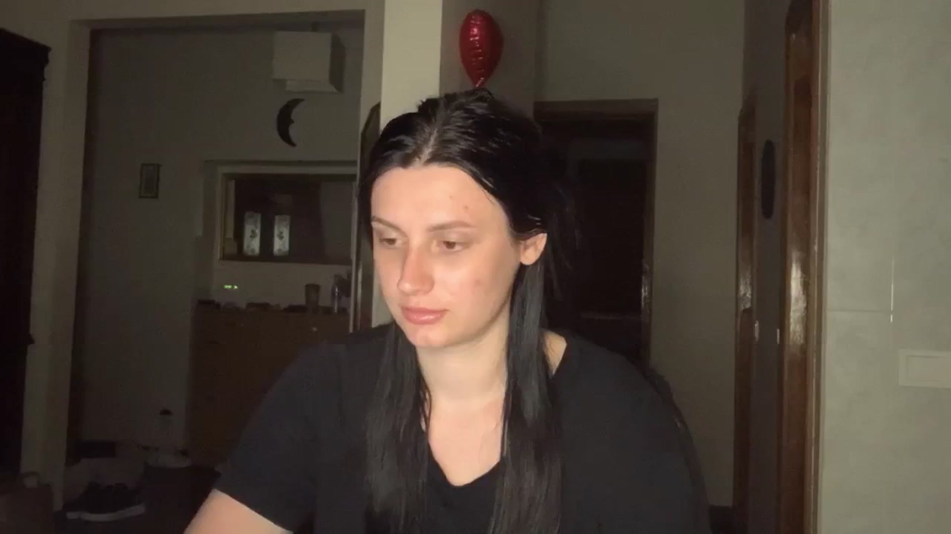 Gallery image thumbnail from PotatoChipss's myfreecams stream on, 06/22/2024, 20:35 image 14 of 20