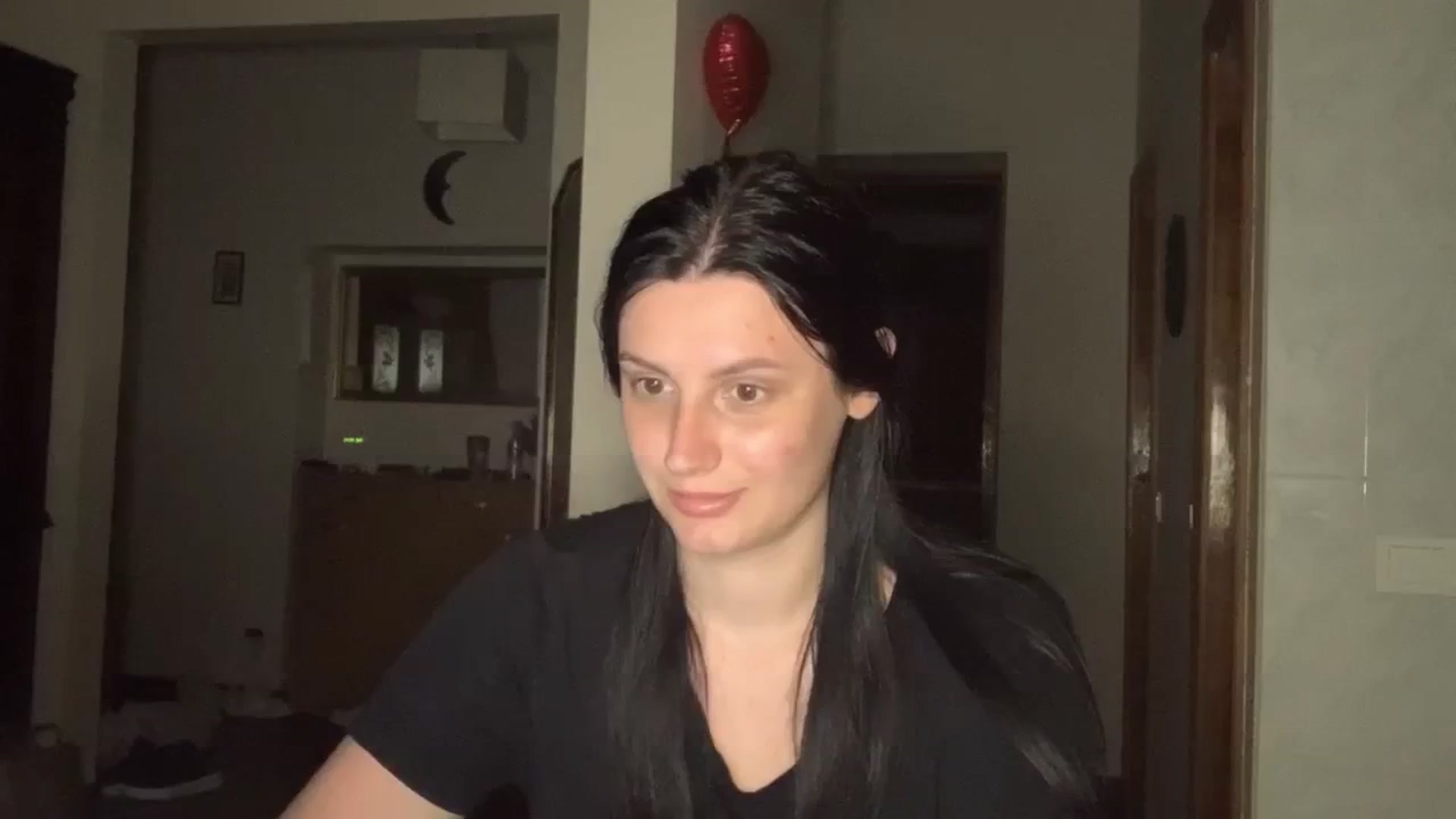 Gallery image thumbnail from PotatoChipss's myfreecams stream on, 06/22/2024, 20:35 image 8 of 20