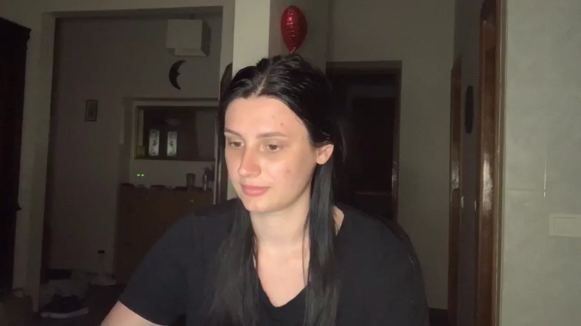 Gallery image thumbnail from PotatoChipss's myfreecams stream on, 06/22/2024, 20:35 image 18 of 20