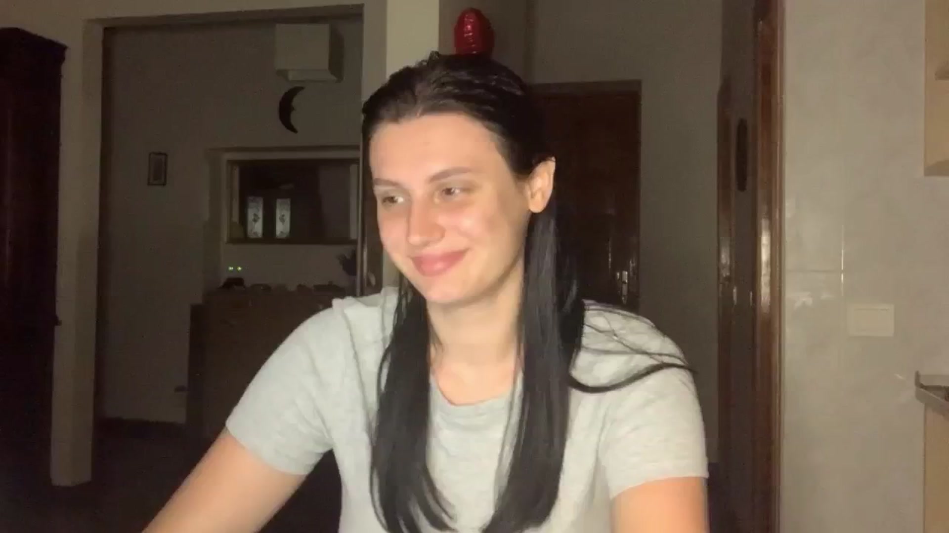 Gallery image thumbnail from PotatoChipss's myfreecams stream on, 07/15/2024, 22:01 image 9 of 20