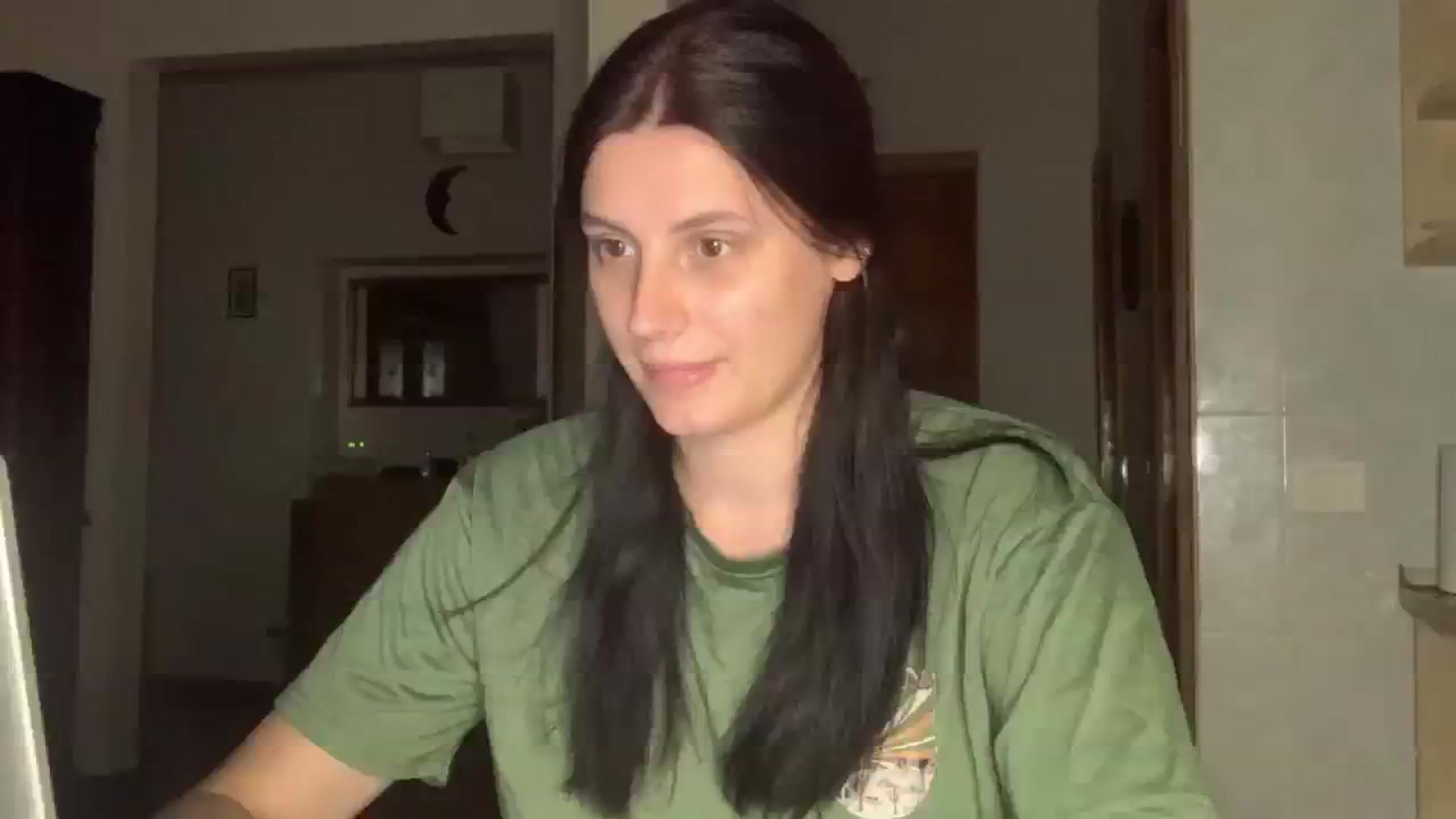 Gallery image thumbnail from PotatoChipss's myfreecams stream on, 08/08/2024, 20:32 image 1 of 20