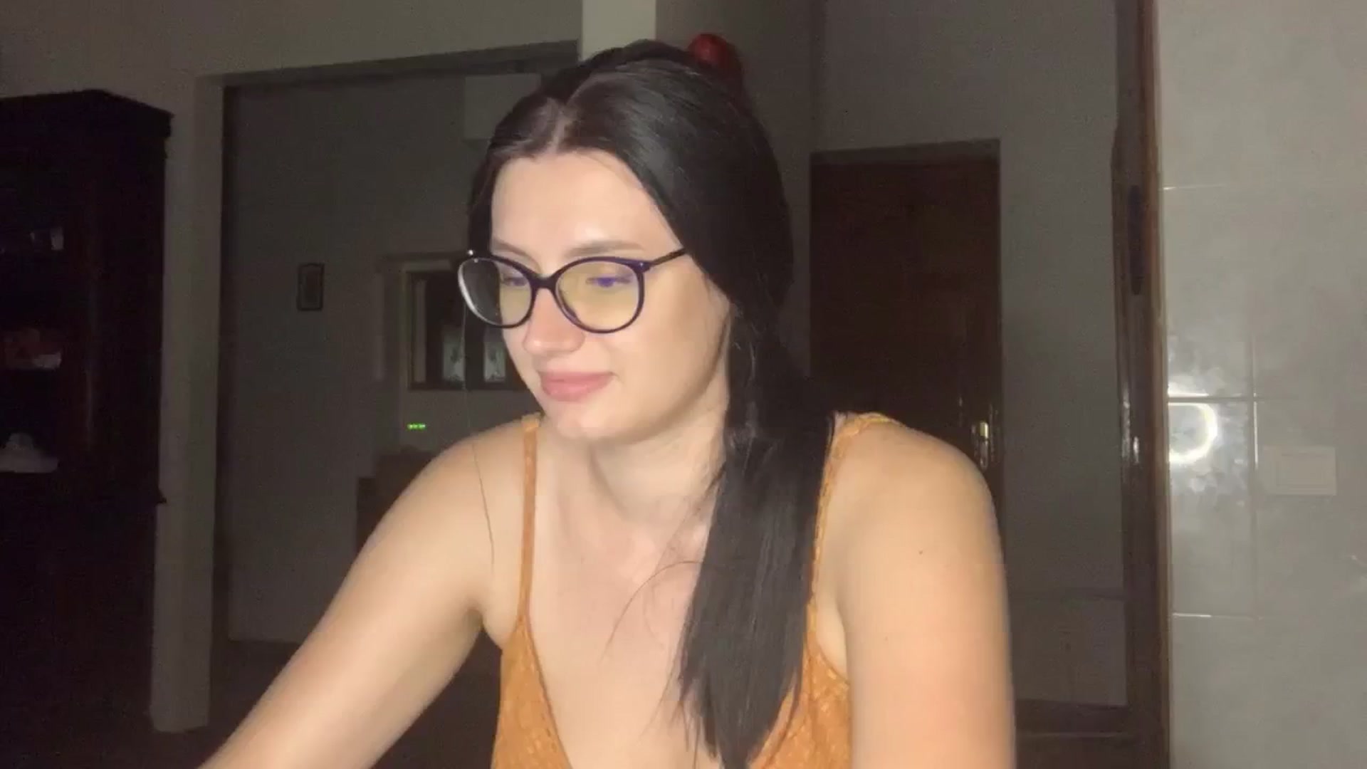 Gallery image thumbnail from PotatoChipss's myfreecams stream on, 08/15/2024, 22:20 image 20 of 20