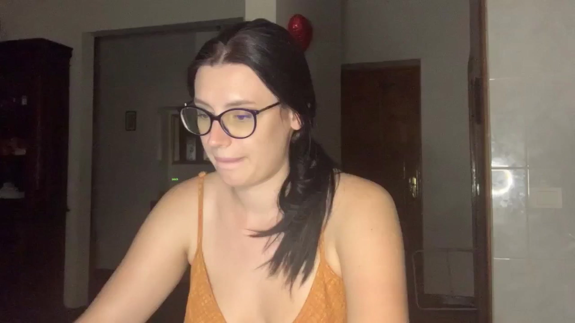 Gallery image thumbnail from PotatoChipss's myfreecams stream on, 08/15/2024, 22:20 image 8 of 20