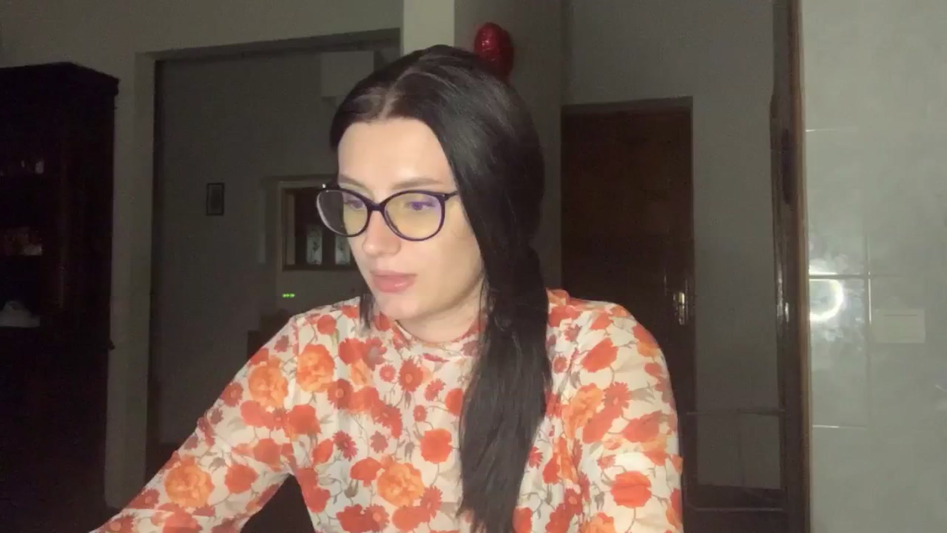 Gallery image thumbnail from PotatoChipss's myfreecams stream on, 08/15/2024, 22:55 image 6 of 20