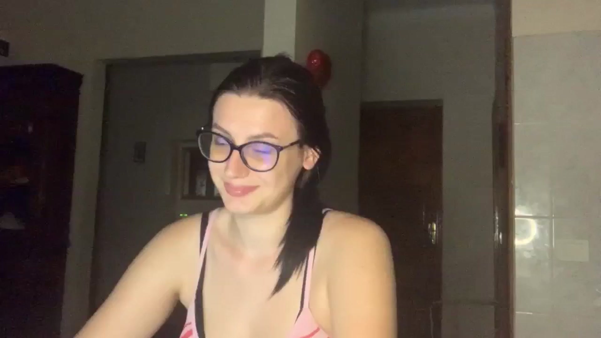 Gallery image thumbnail from PotatoChipss's myfreecams stream on, 08/16/2024, 22:02 image 20 of 20