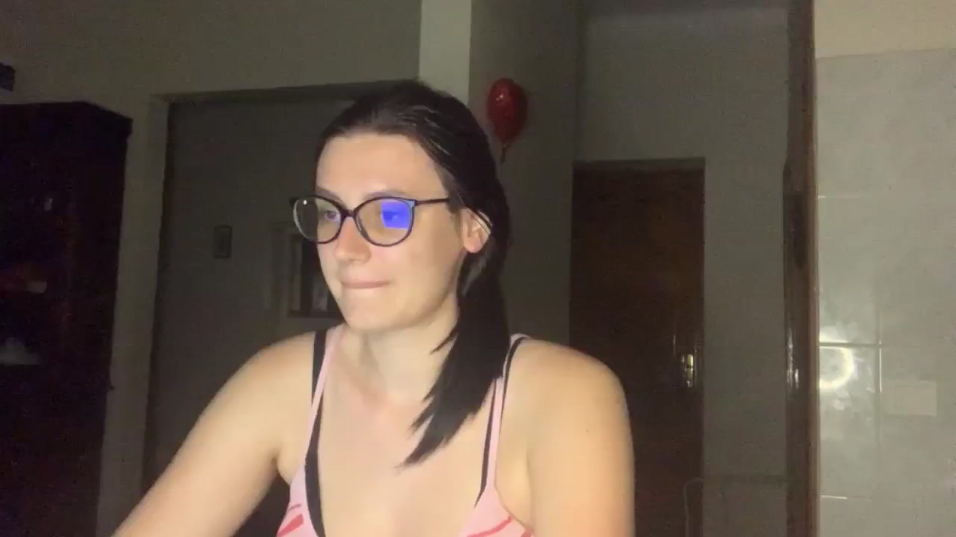 Gallery image thumbnail from PotatoChipss's myfreecams stream on, 08/16/2024, 22:02 image 8 of 20