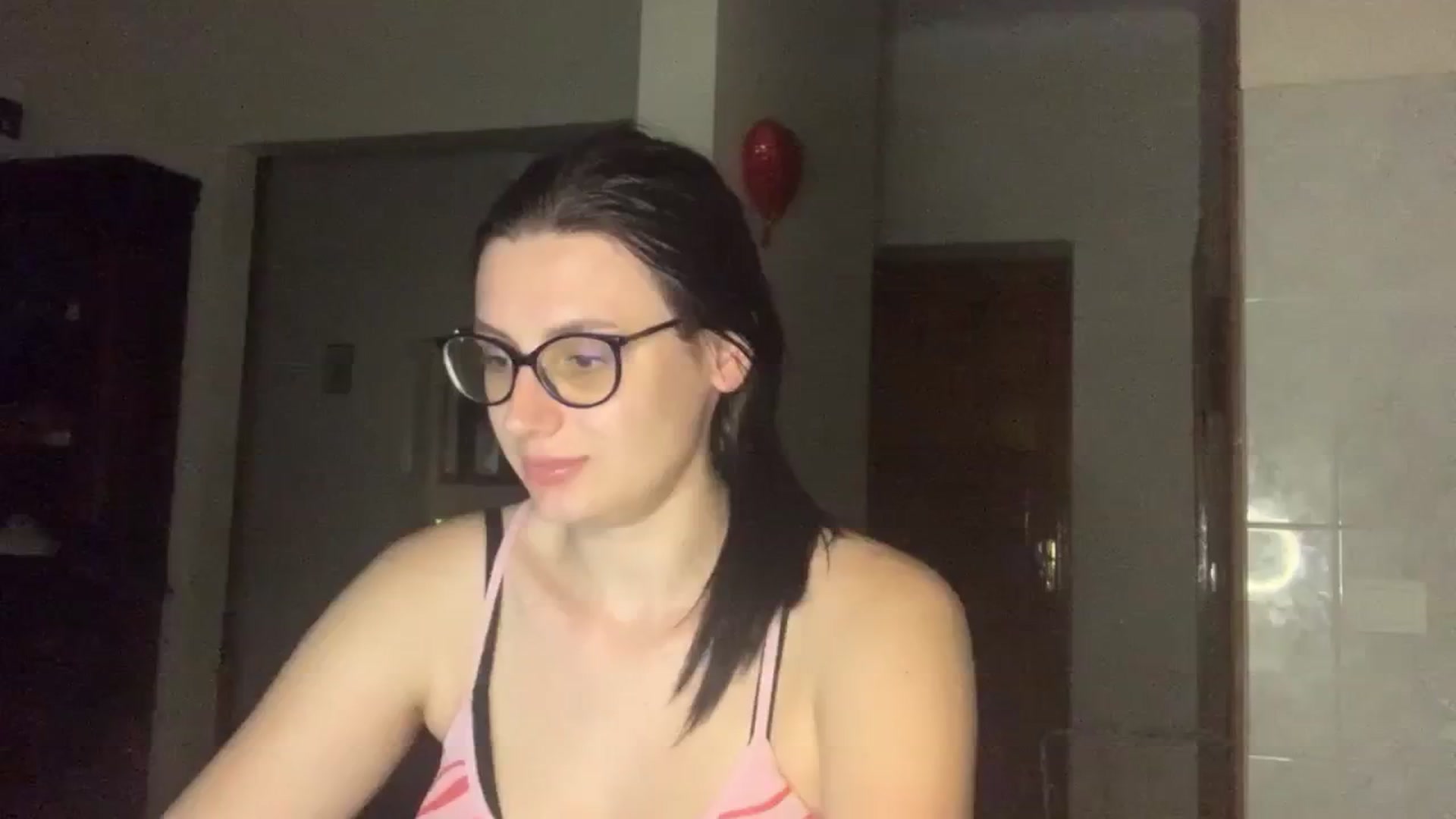 Gallery image thumbnail from PotatoChipss's myfreecams stream on, 08/16/2024, 22:02 image 3 of 20